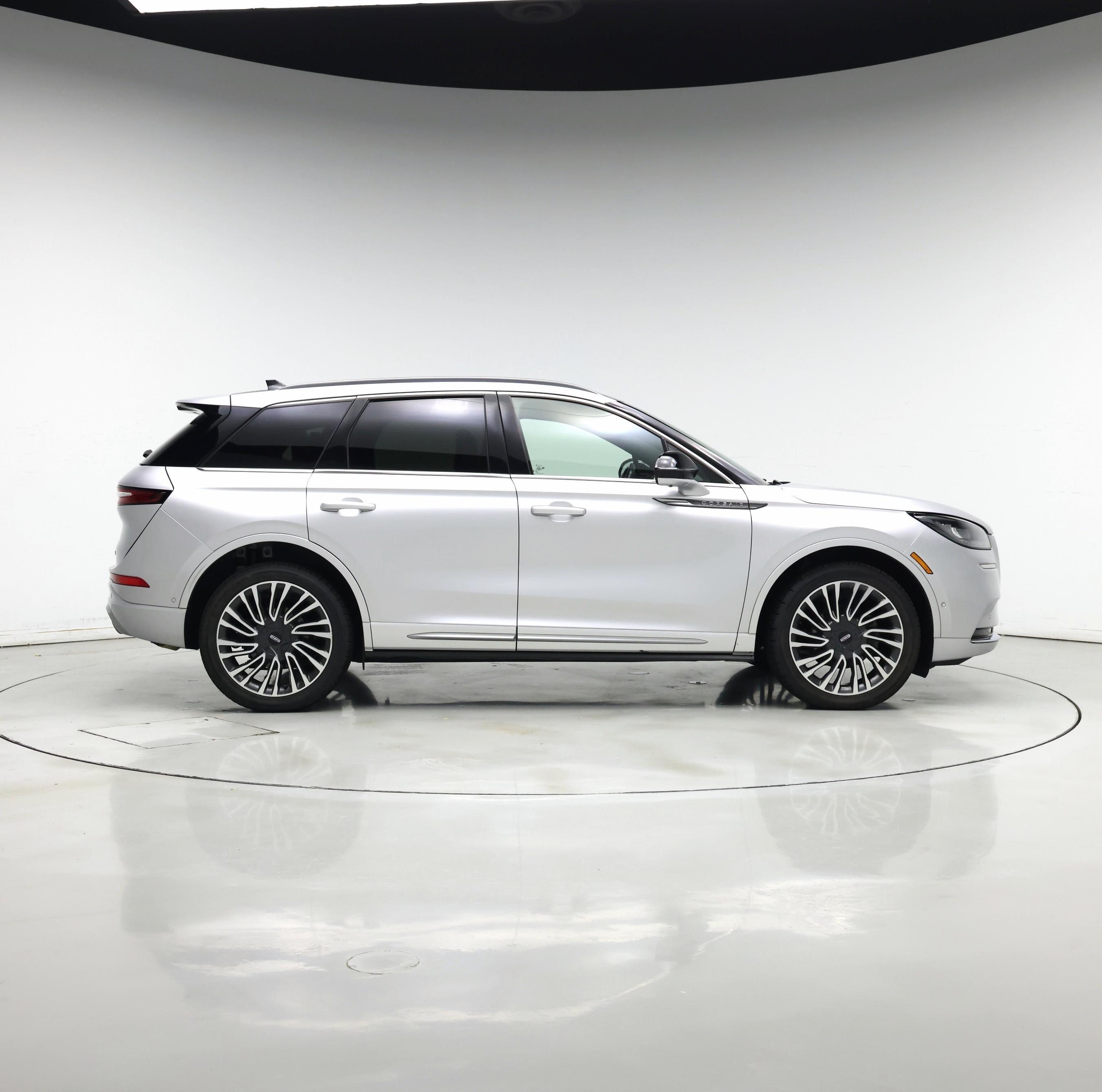 Thumbnail: 2020 Lincoln Corsair - 7