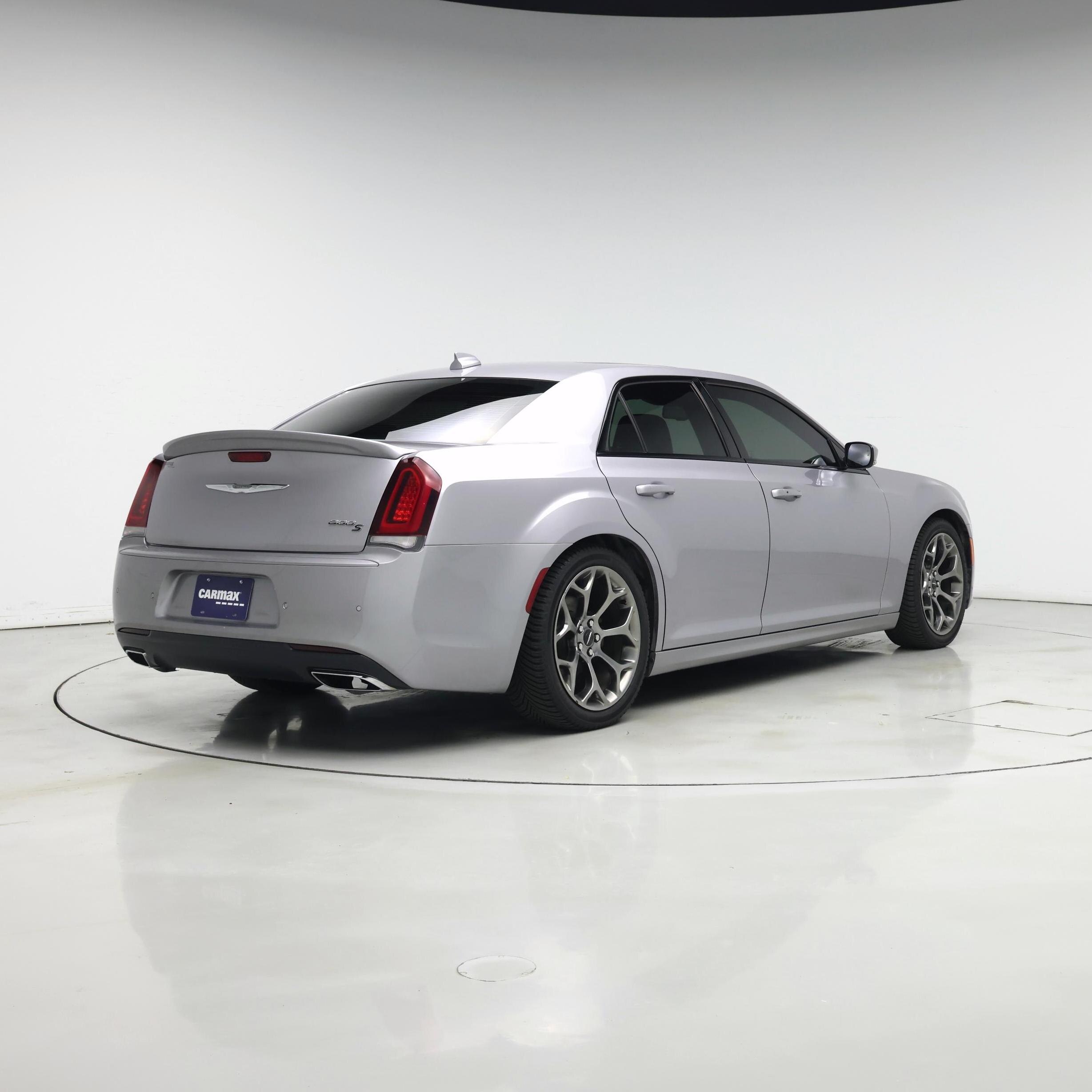 Thumbnail: 2018 Chrysler 300 - 8