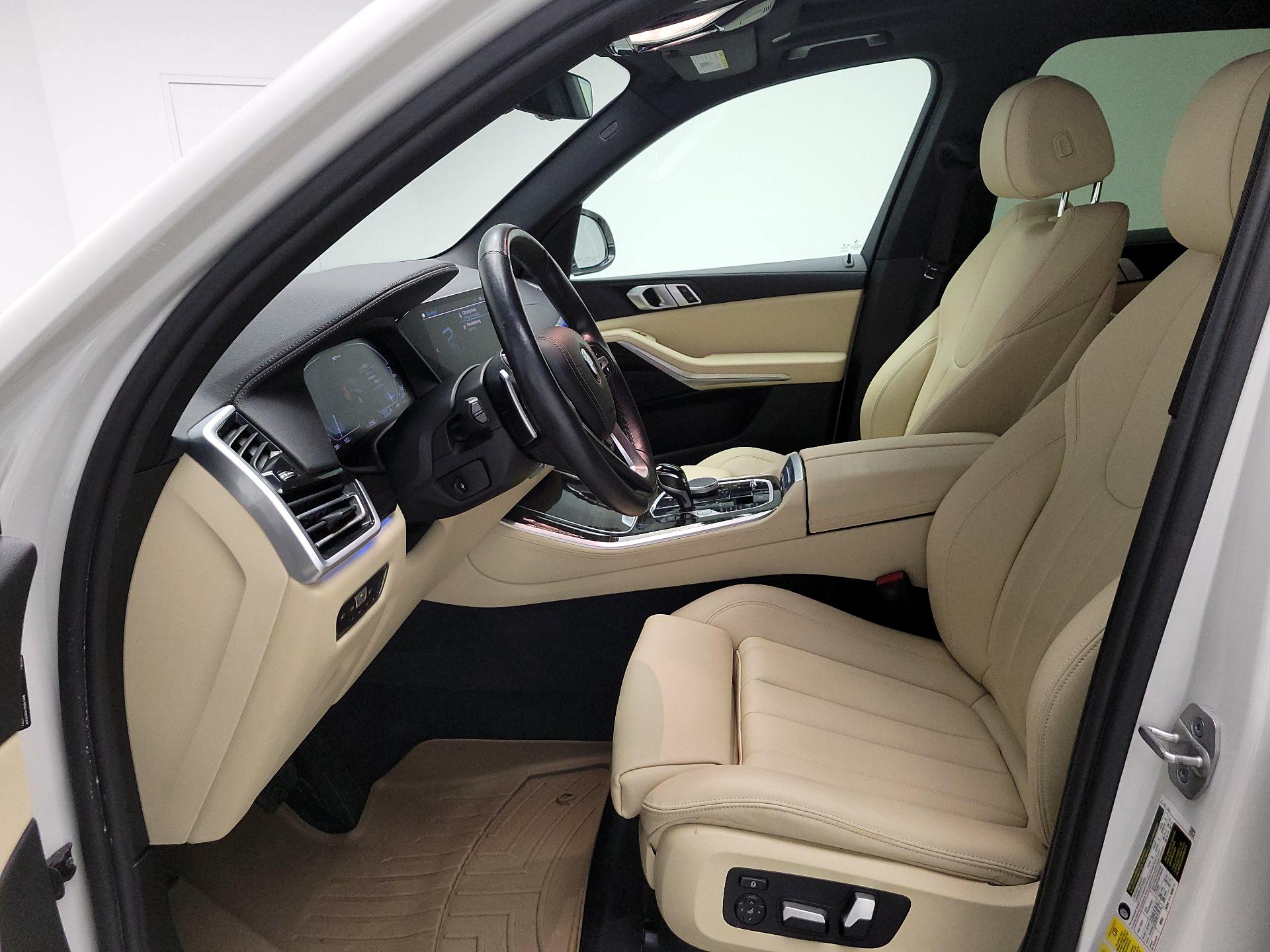 Thumbnail: 2021 BMW X5 - 11