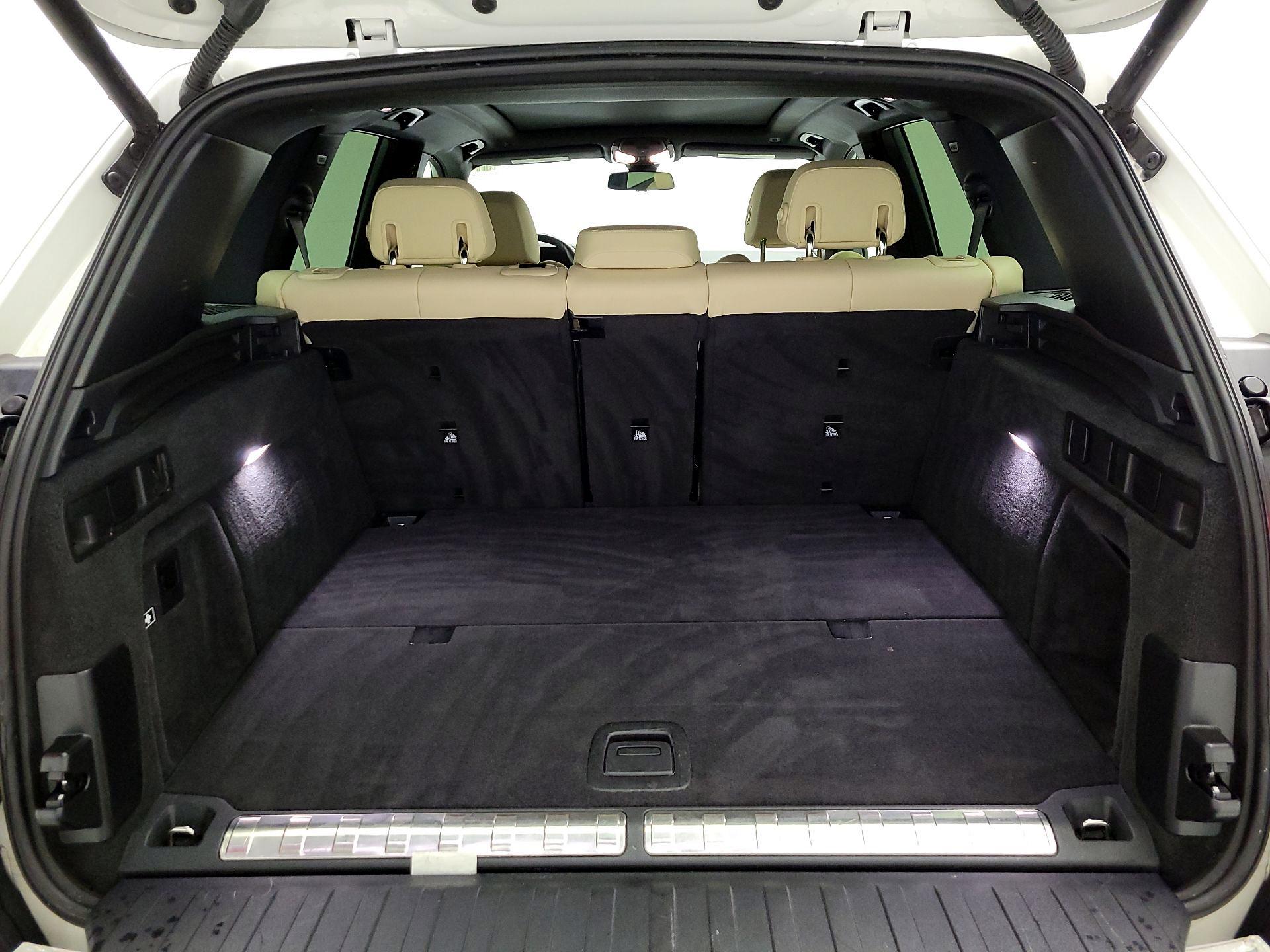 Thumbnail: 2021 BMW X5 - 20