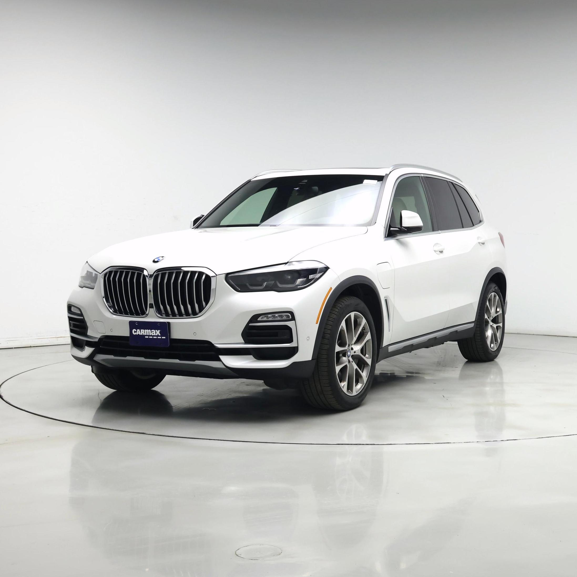 Thumbnail: 2021 BMW X5 - 4