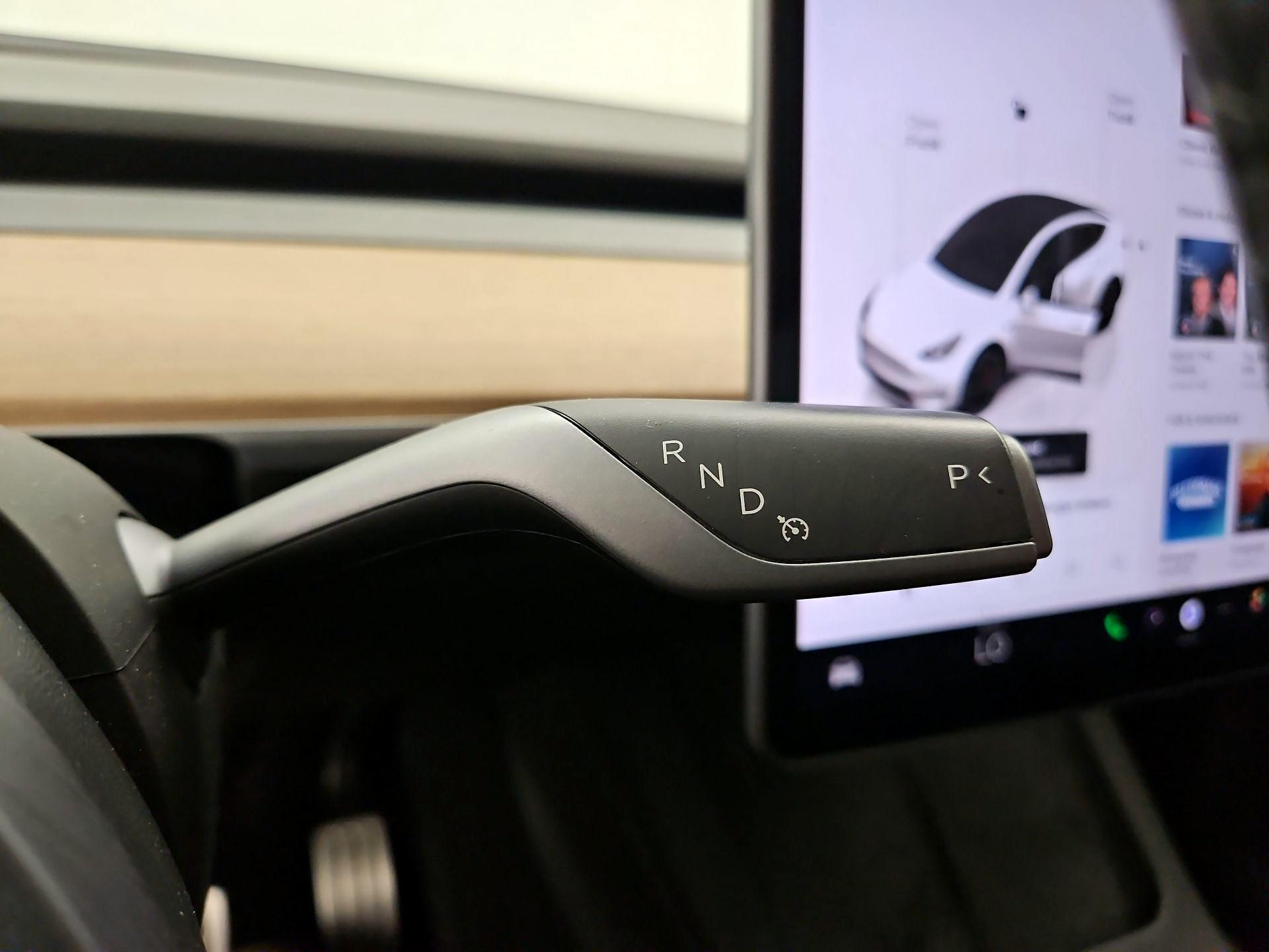 Thumbnail: 2022 Tesla Model Y - 17