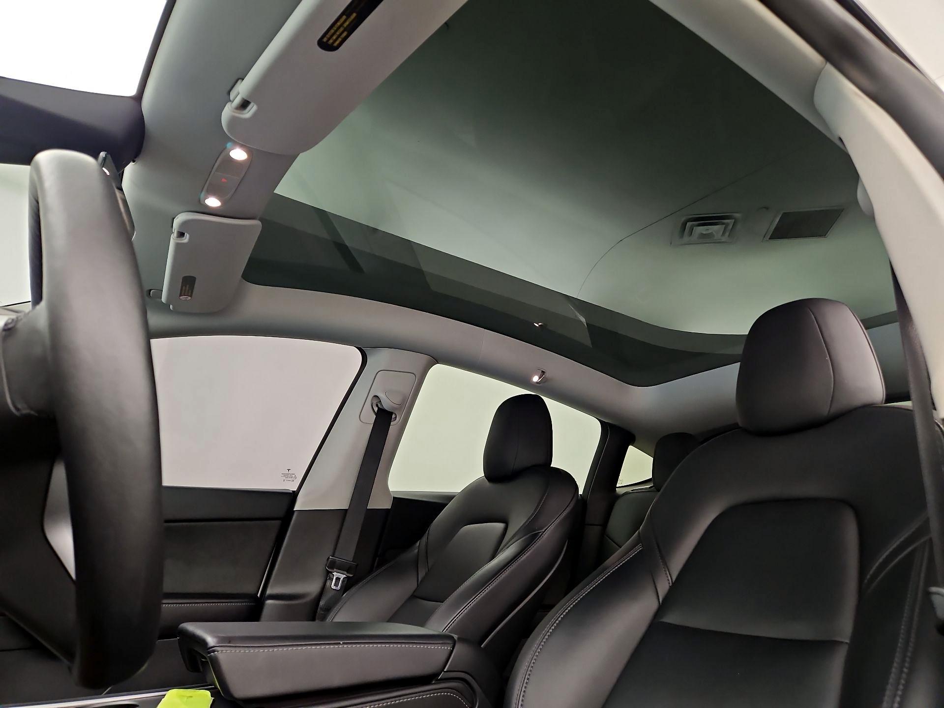 Thumbnail: 2022 Tesla Model Y - 18
