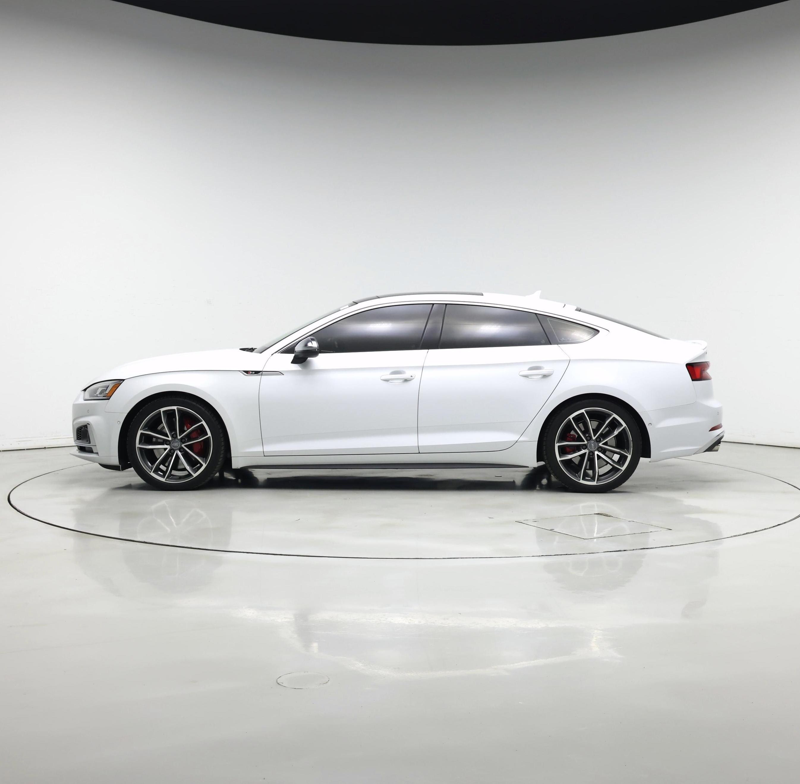 Thumbnail: 2019 Audi S5 - 3