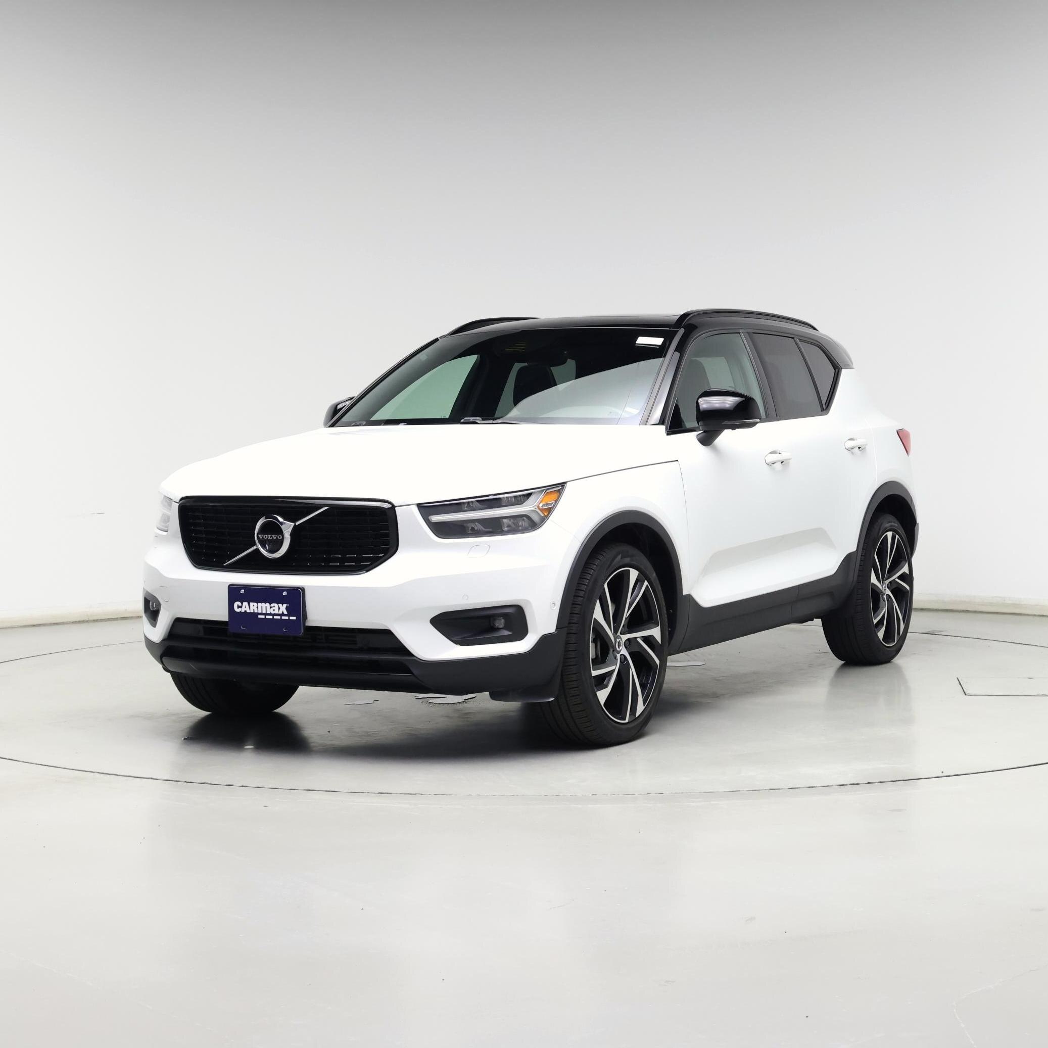 Thumbnail: 2020 Volvo XC40 - 4