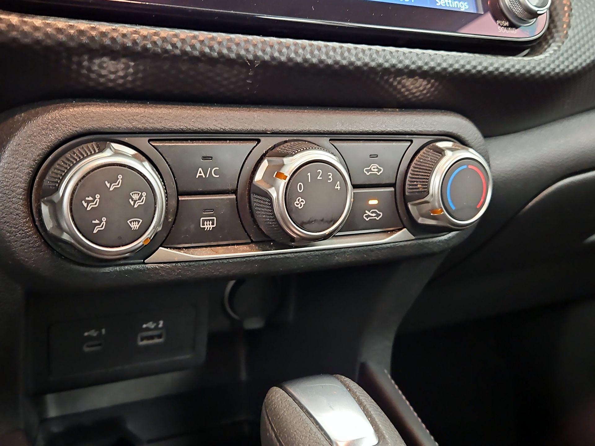 Thumbnail: 2024 Nissan Kicks - 15