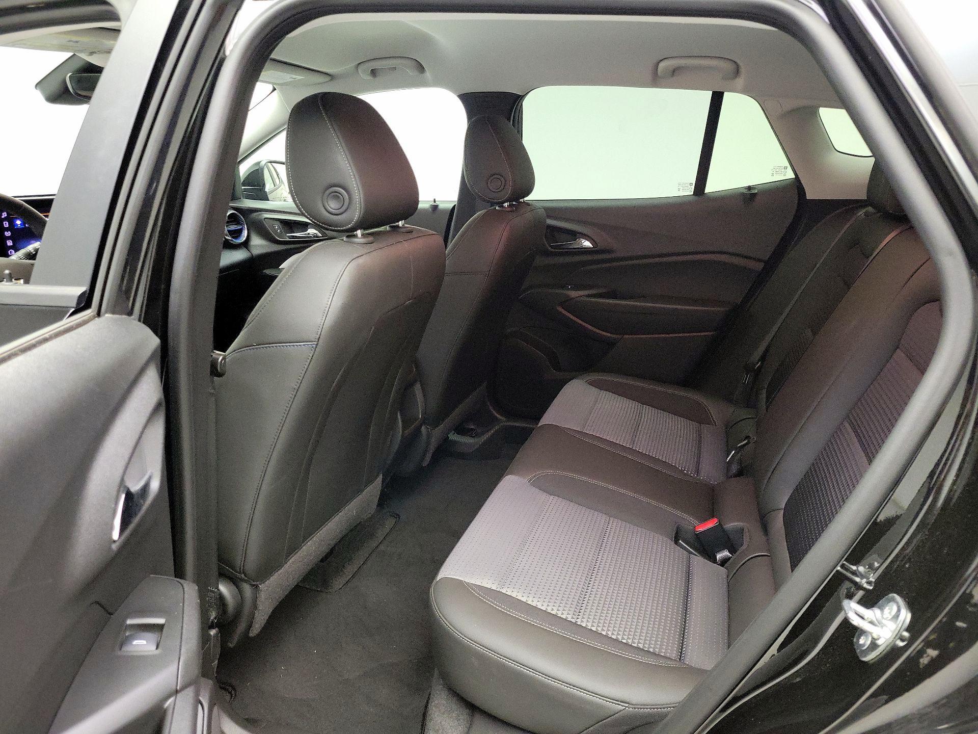 Thumbnail: 2025 Chevrolet Trax - 18