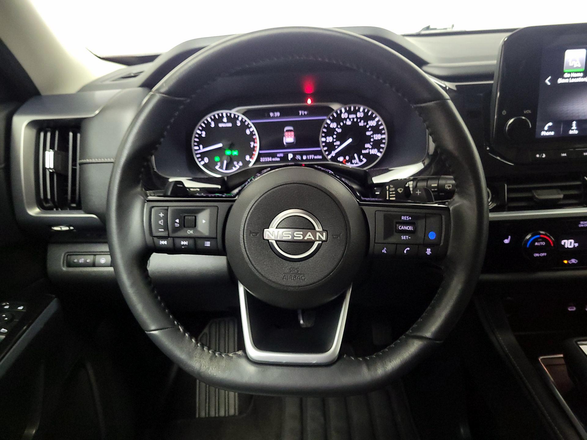 Thumbnail: 2022 Nissan Pathfinder - 10