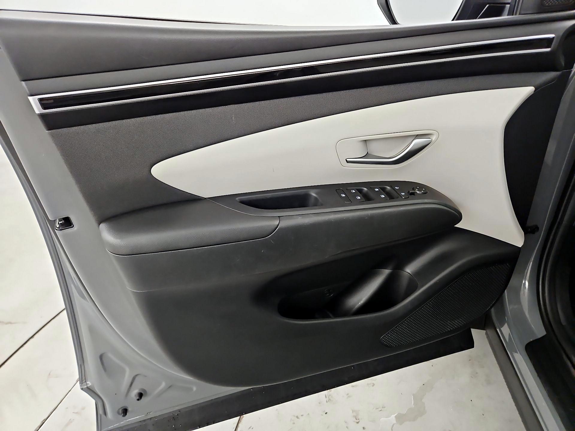 Thumbnail: 2024 Hyundai Tucson - 12