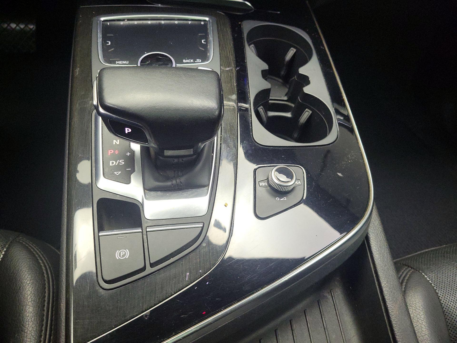 Thumbnail: 2019 Audi Q7 - 18