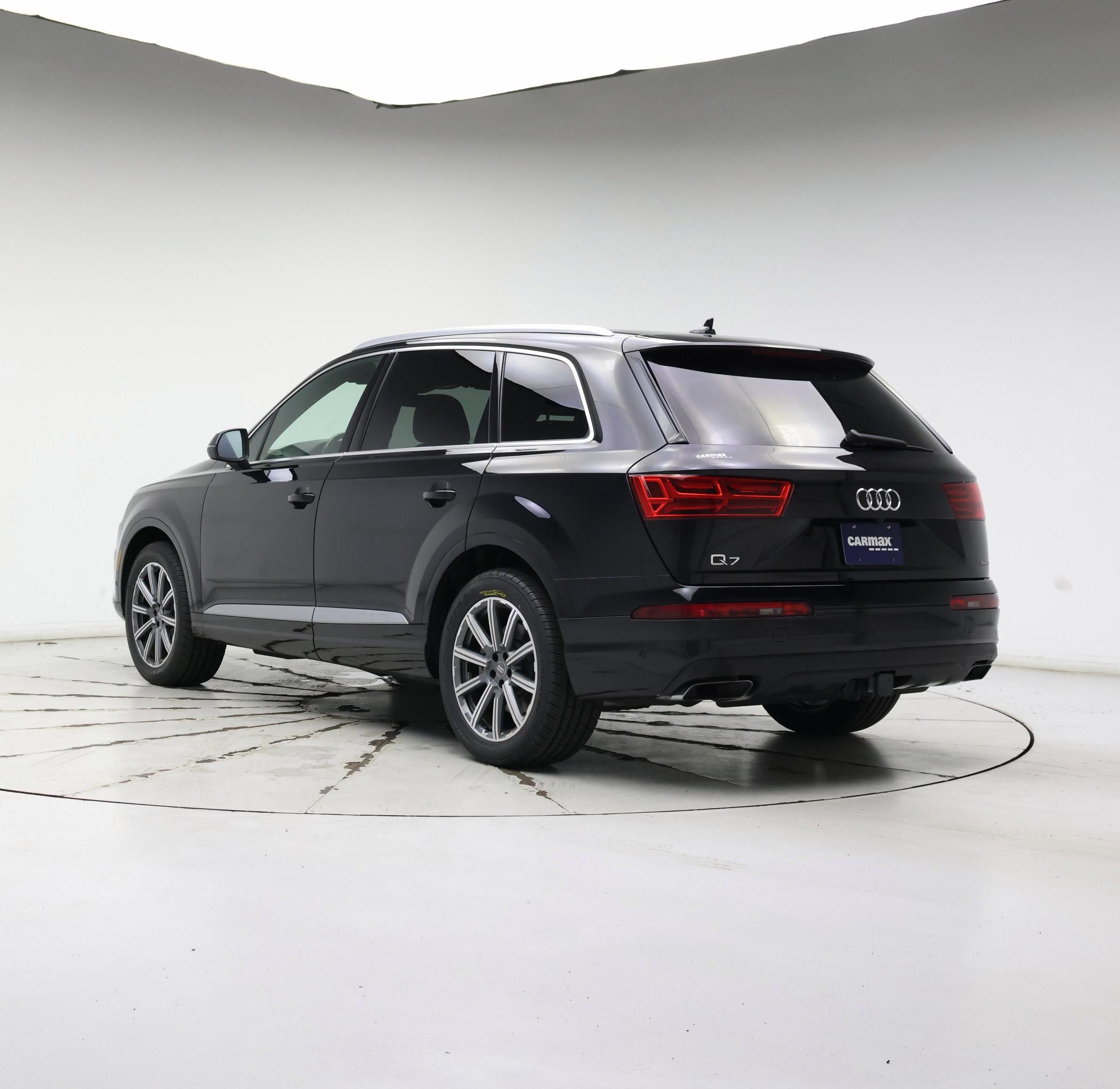 Thumbnail: 2019 Audi Q7 - 2