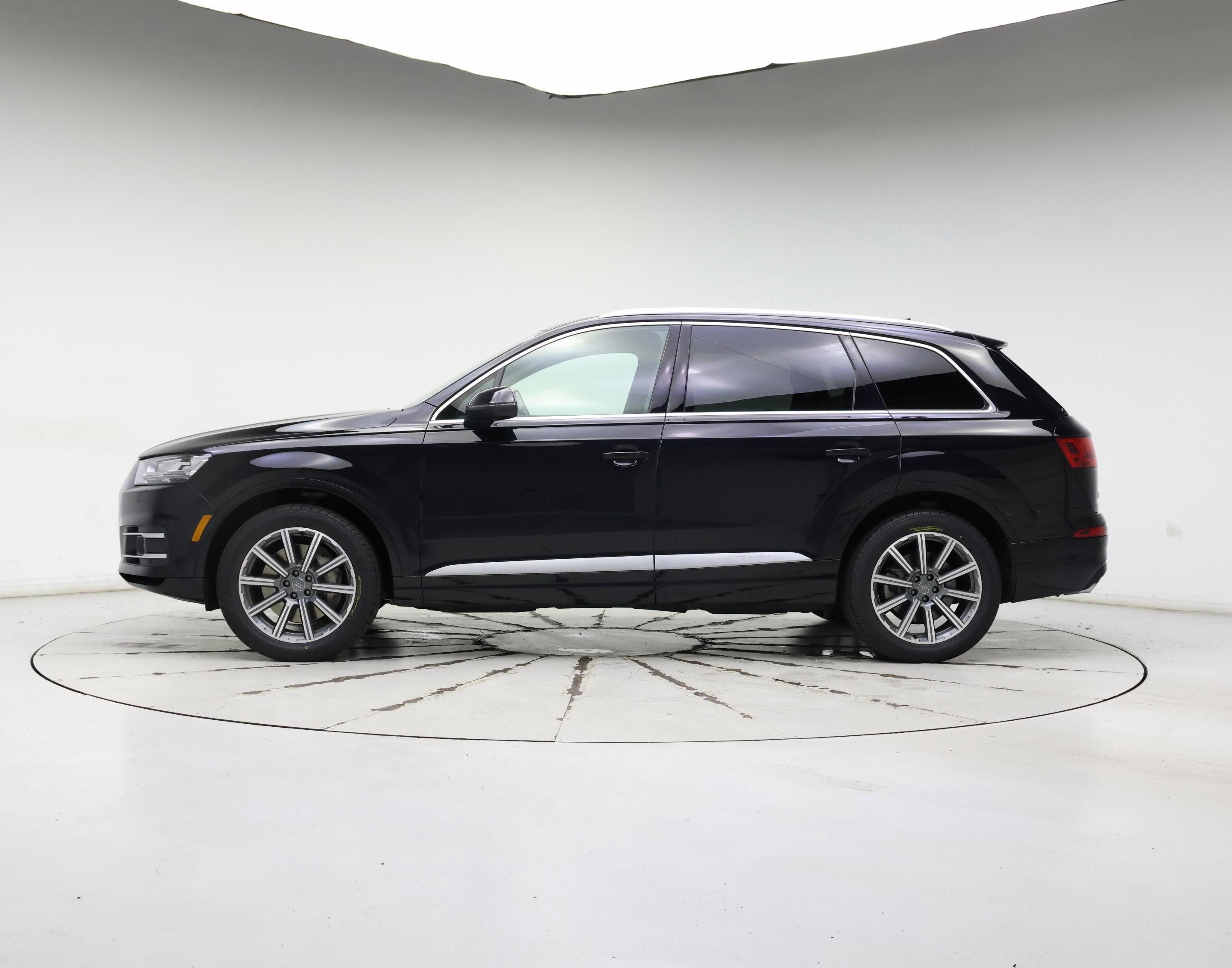 Thumbnail: 2019 Audi Q7 - 3