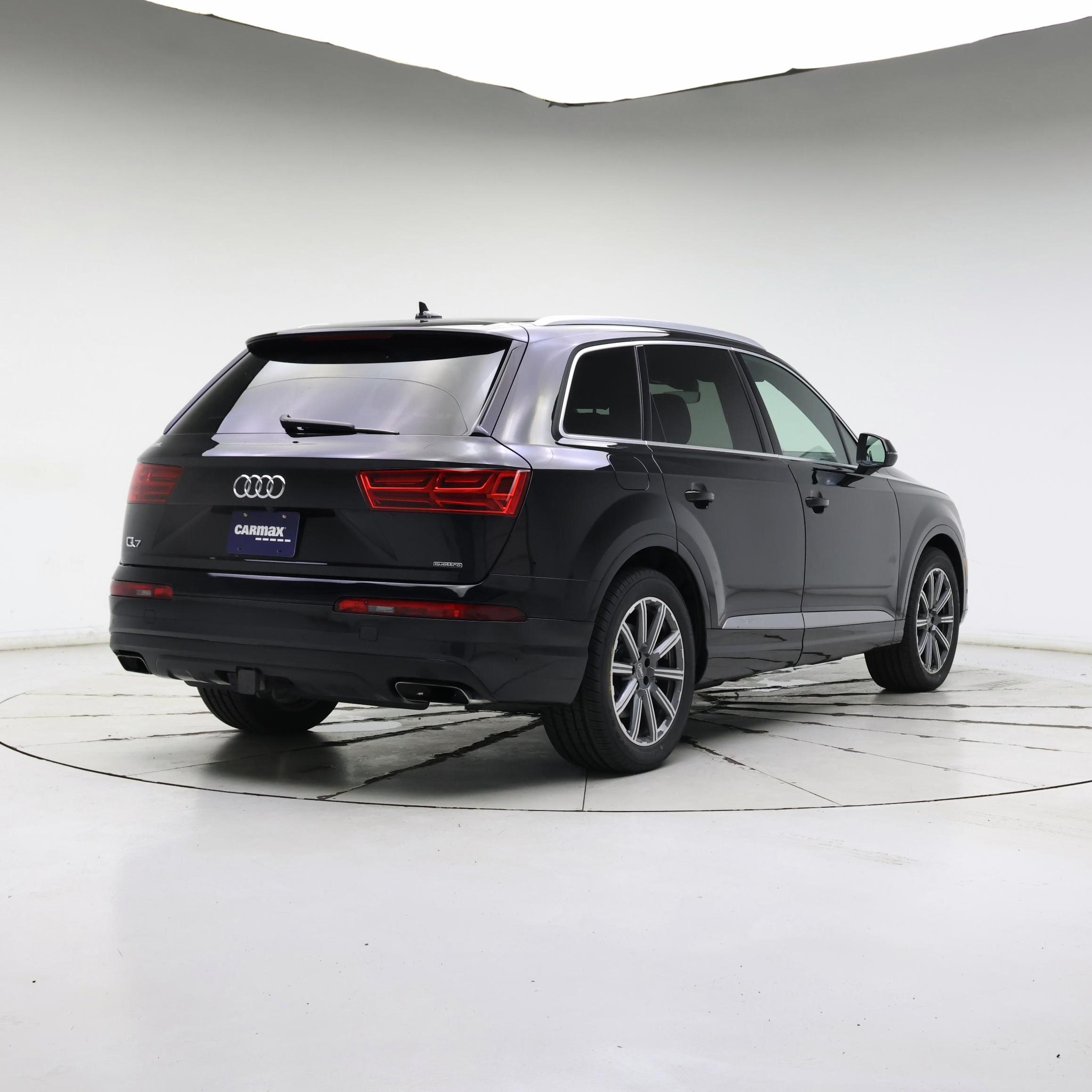 Thumbnail: 2019 Audi Q7 - 8