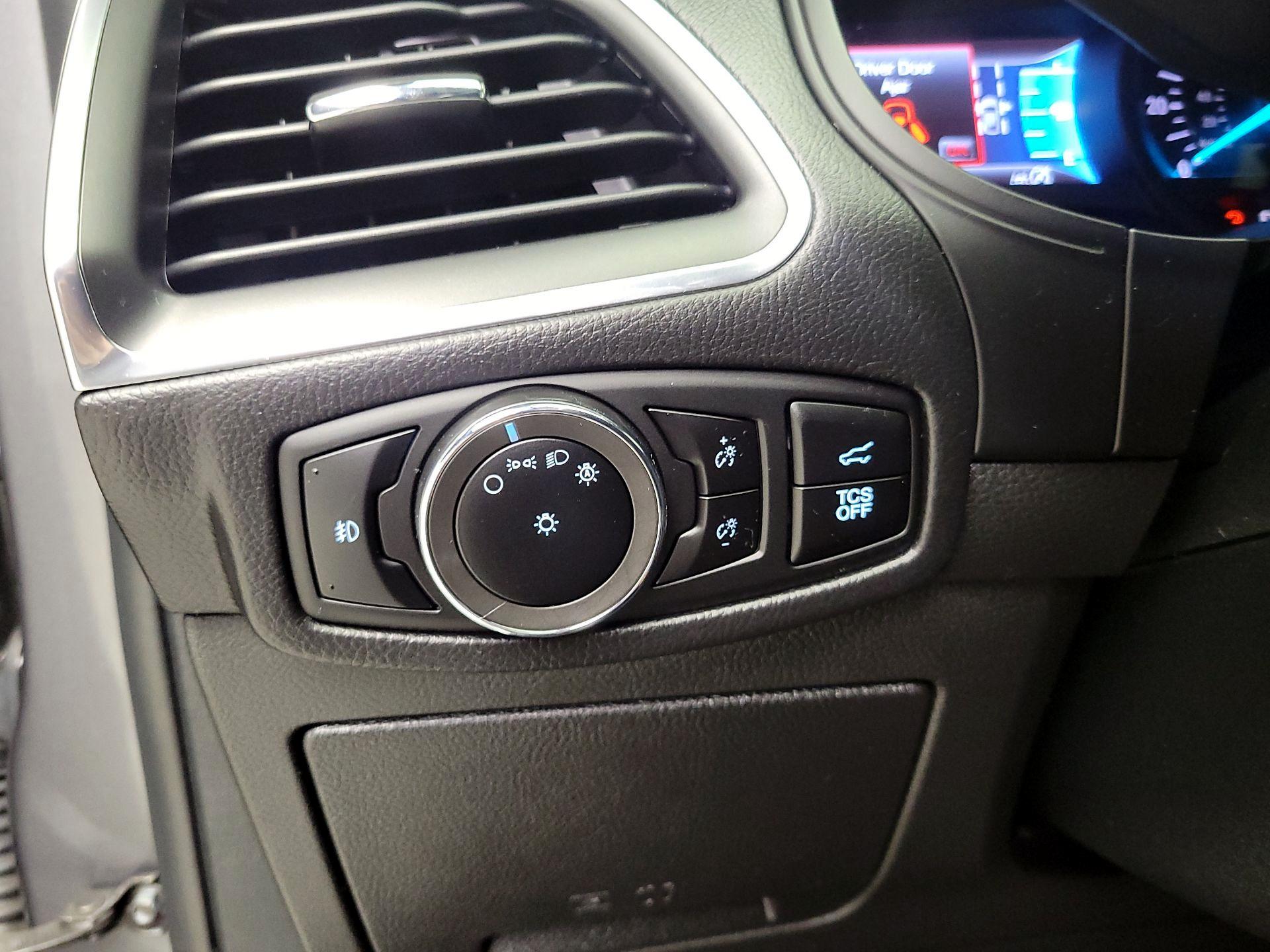 Thumbnail: 2024 Ford Edge - 13