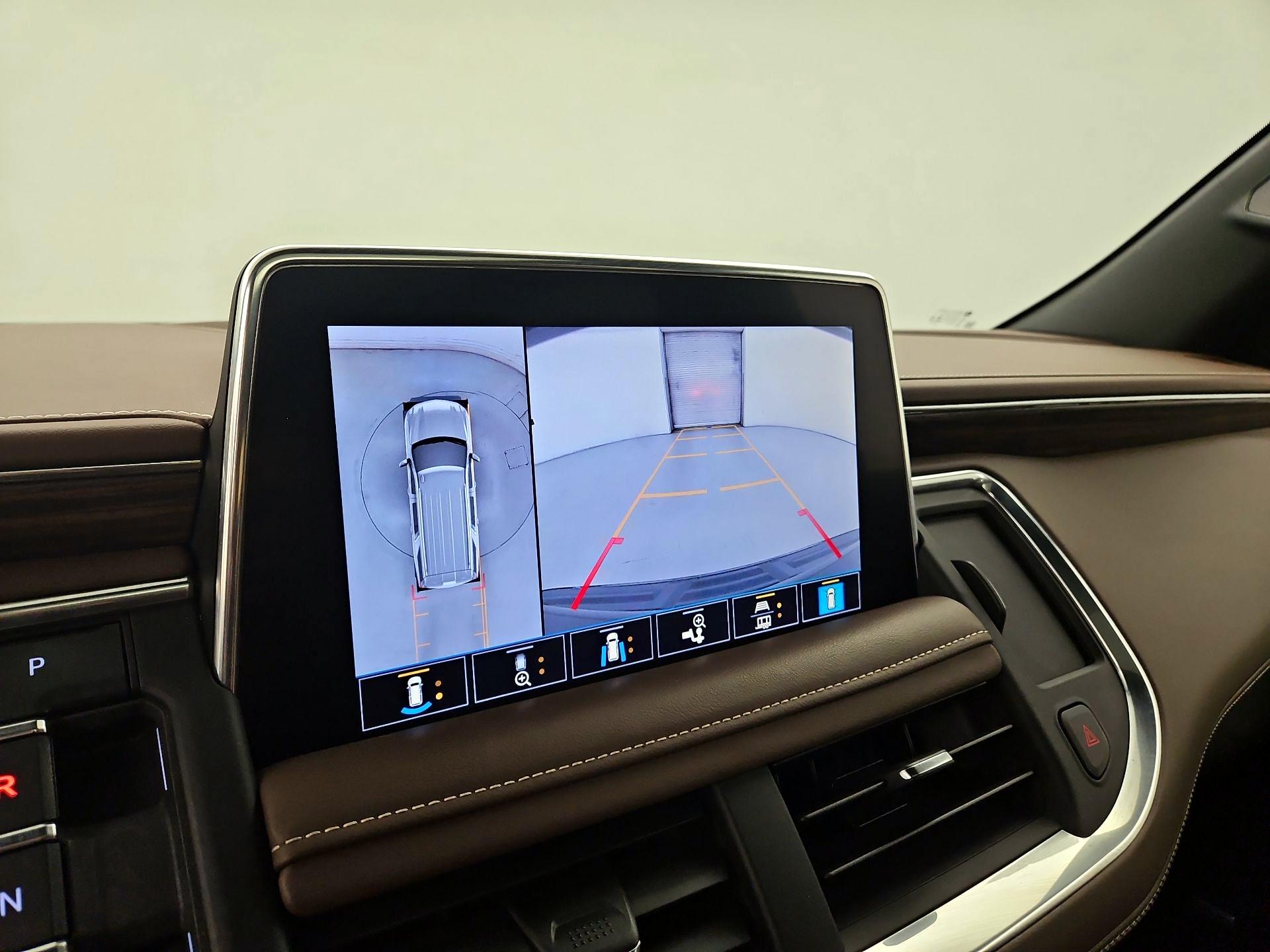 Thumbnail: 2021 Chevrolet Suburban - 15