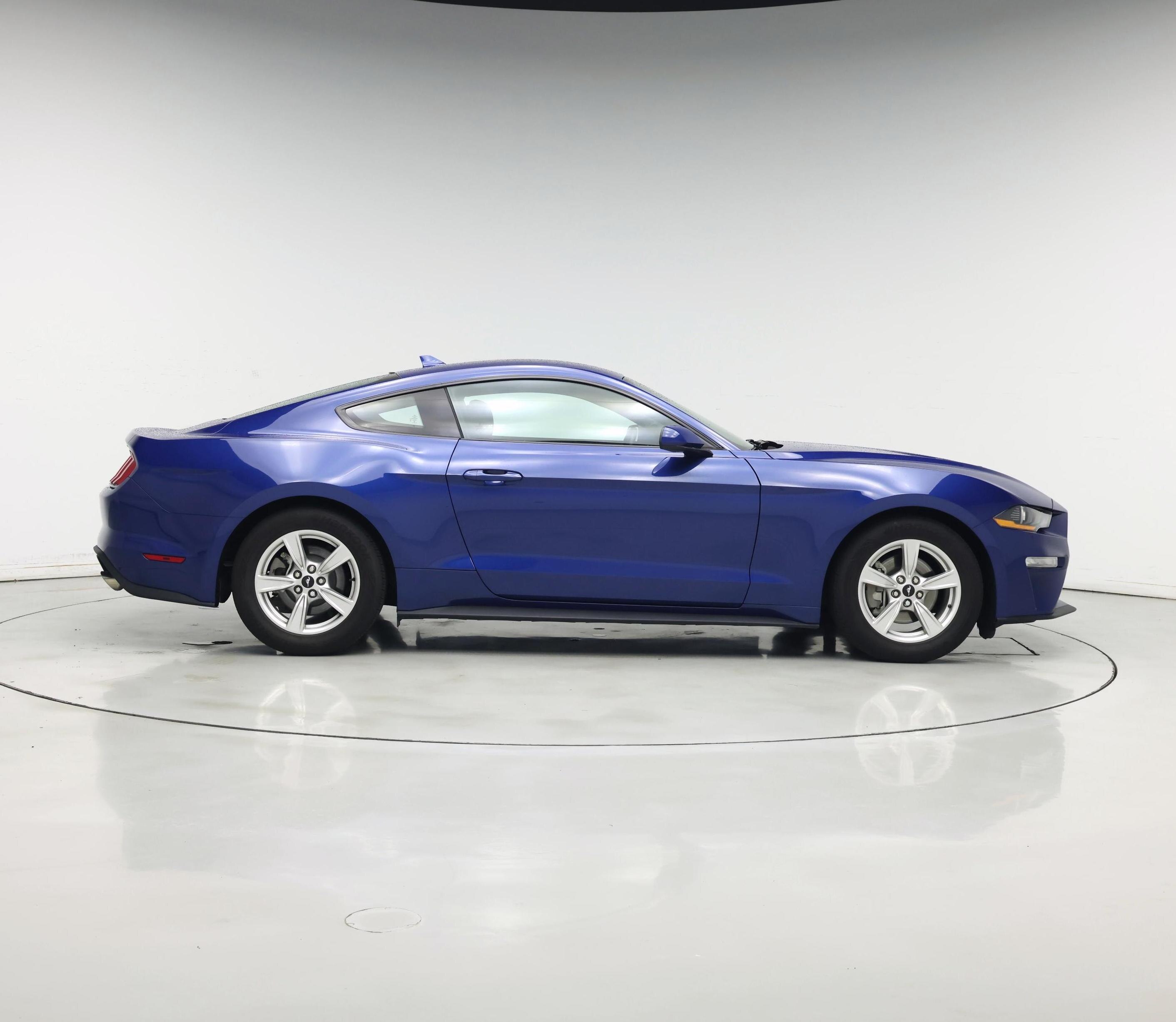 Thumbnail: 2022 Ford Mustang - 7