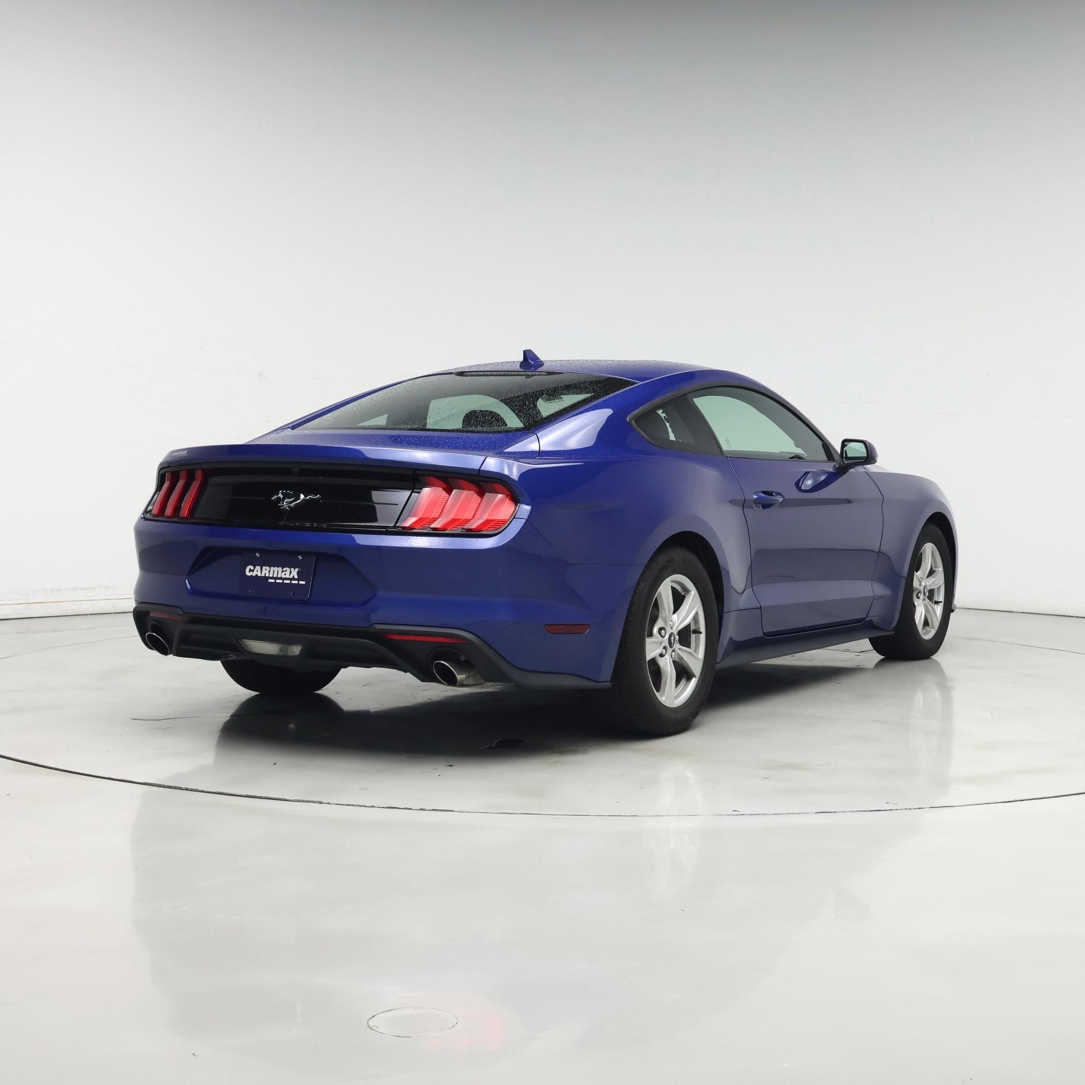 Thumbnail: 2022 Ford Mustang - 8