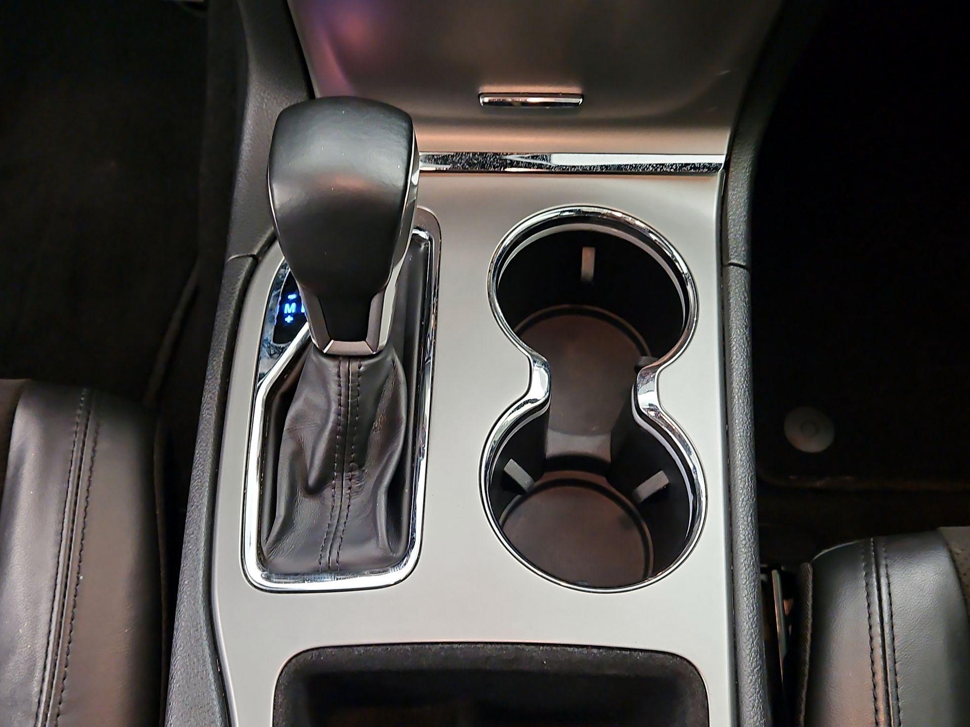 Thumbnail: 2021 Jeep Grand Cherokee - 18