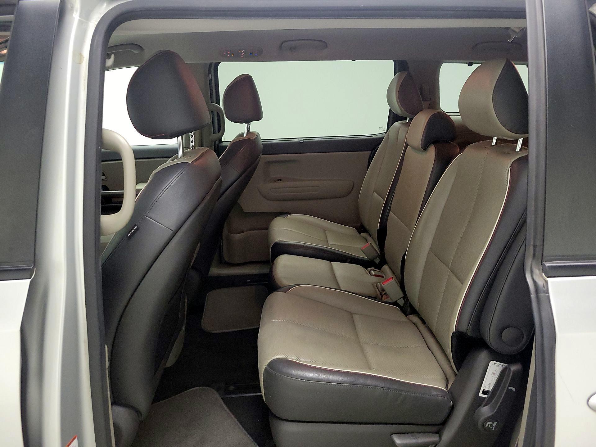 Thumbnail: 2017 Kia Sedona - 19