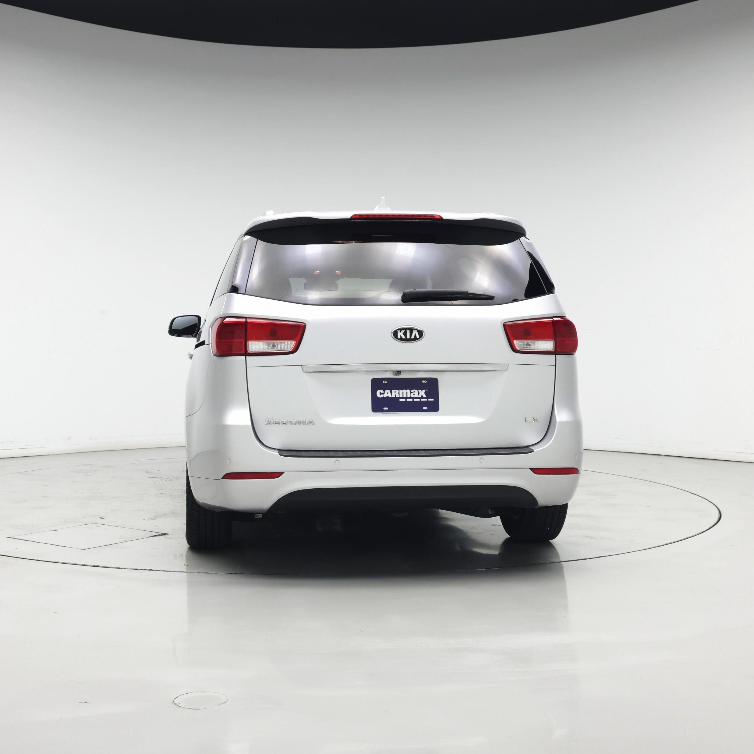 Thumbnail: 2017 Kia Sedona - 6