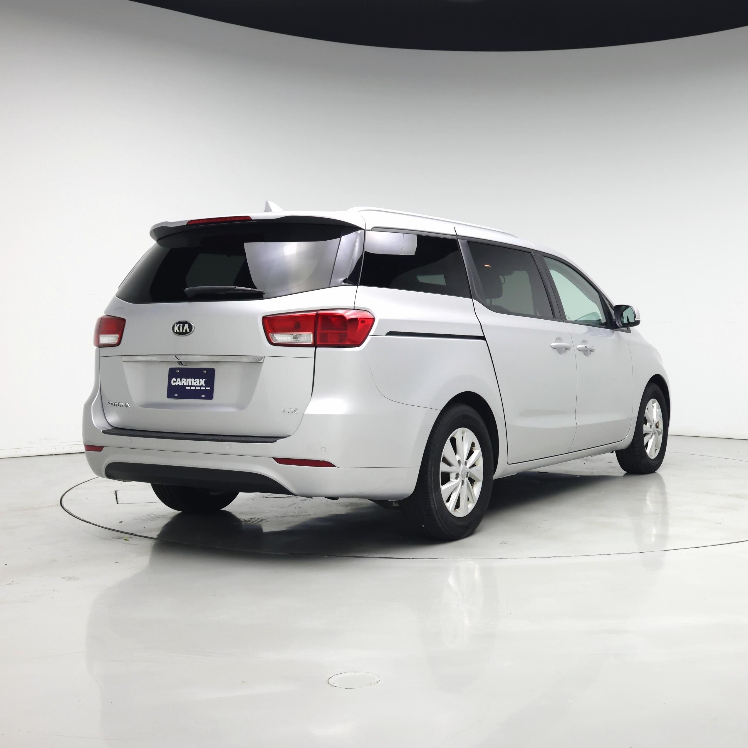 Thumbnail: 2017 Kia Sedona - 8