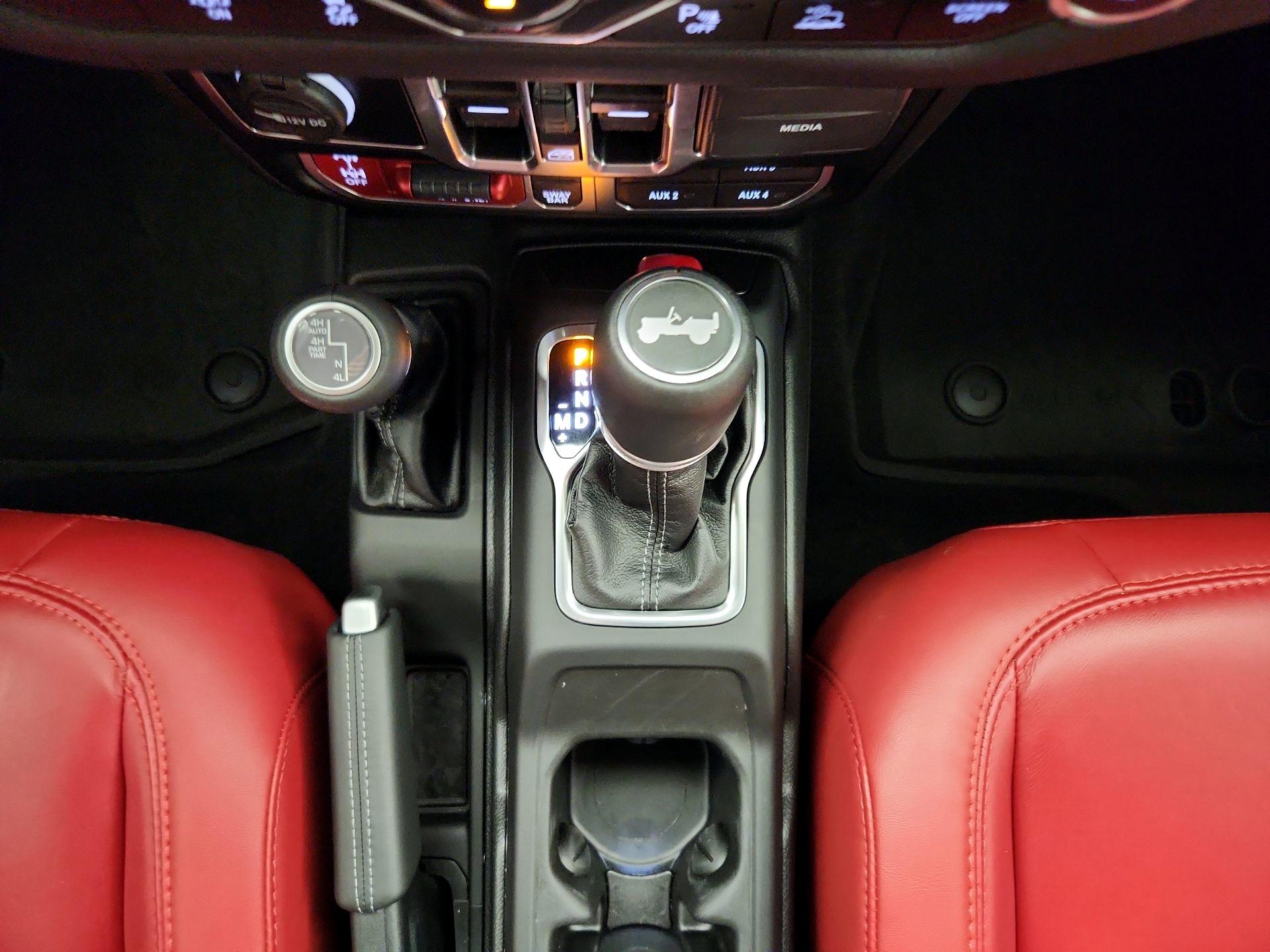 Thumbnail: 2024 Jeep Wrangler - 18