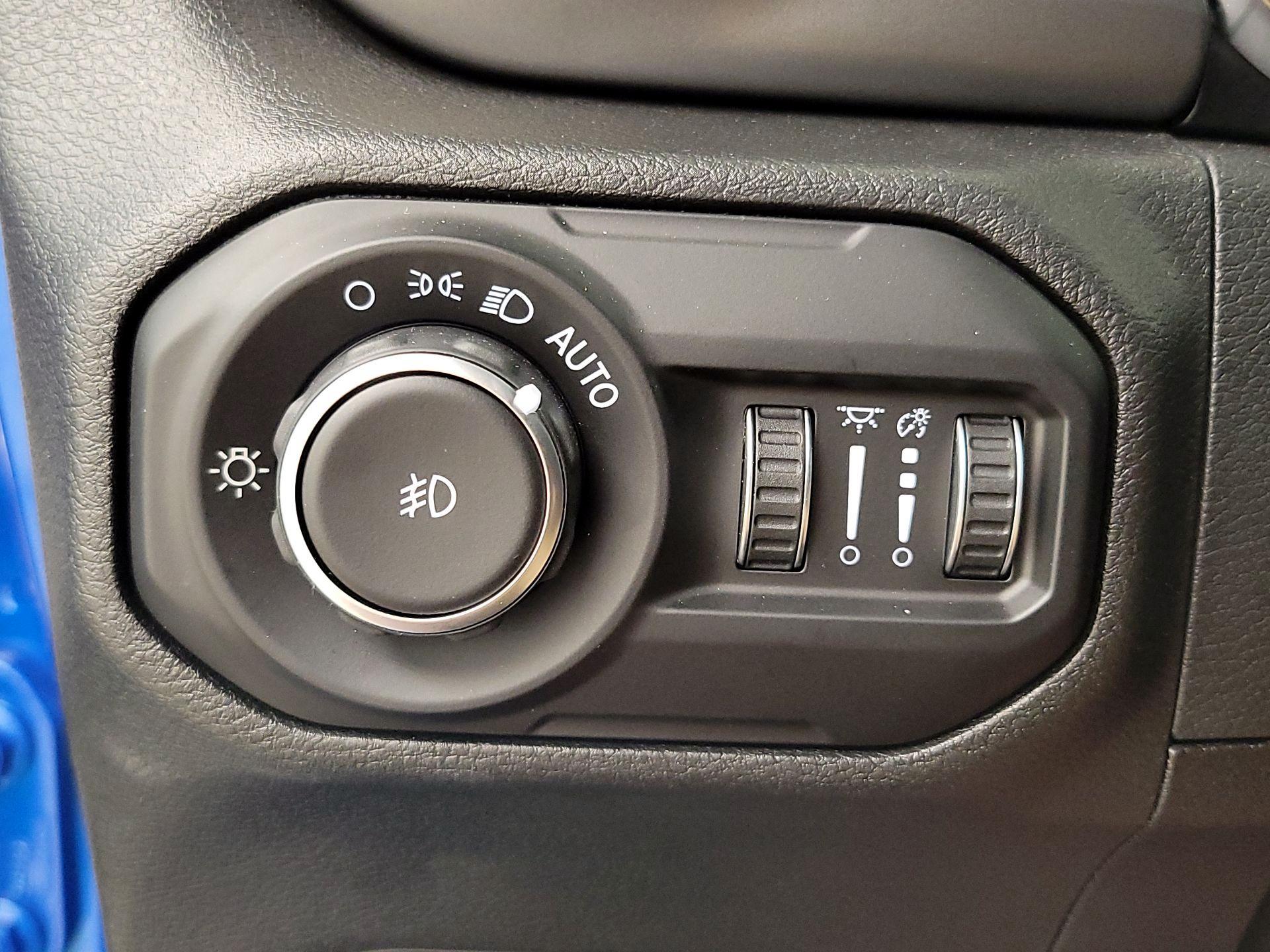 Thumbnail: 2021 Jeep Wrangler - 13