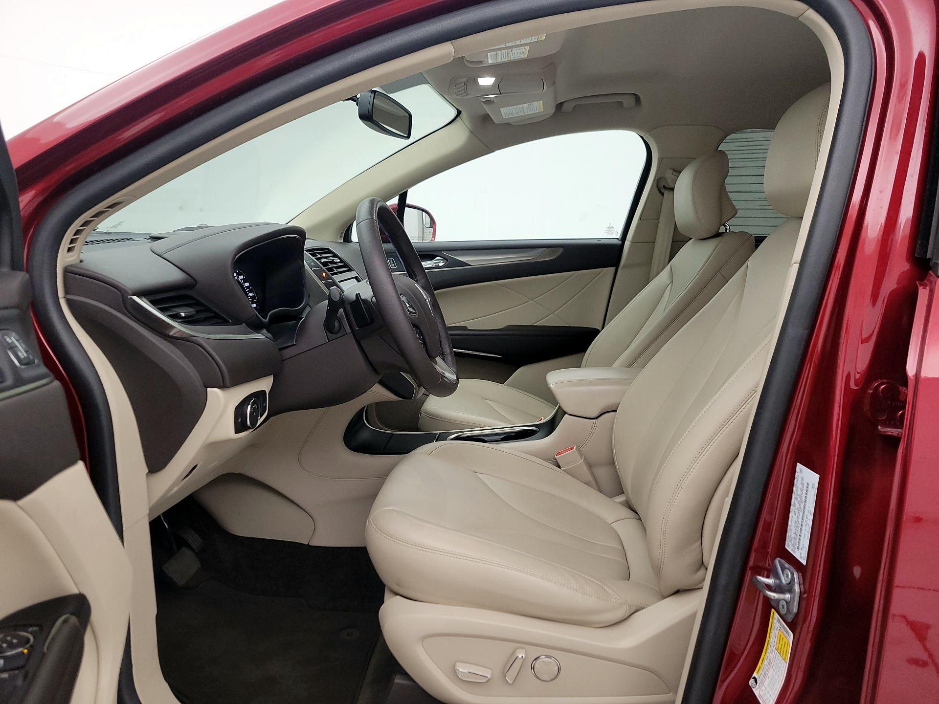 Thumbnail: 2018 Lincoln MKC - 11