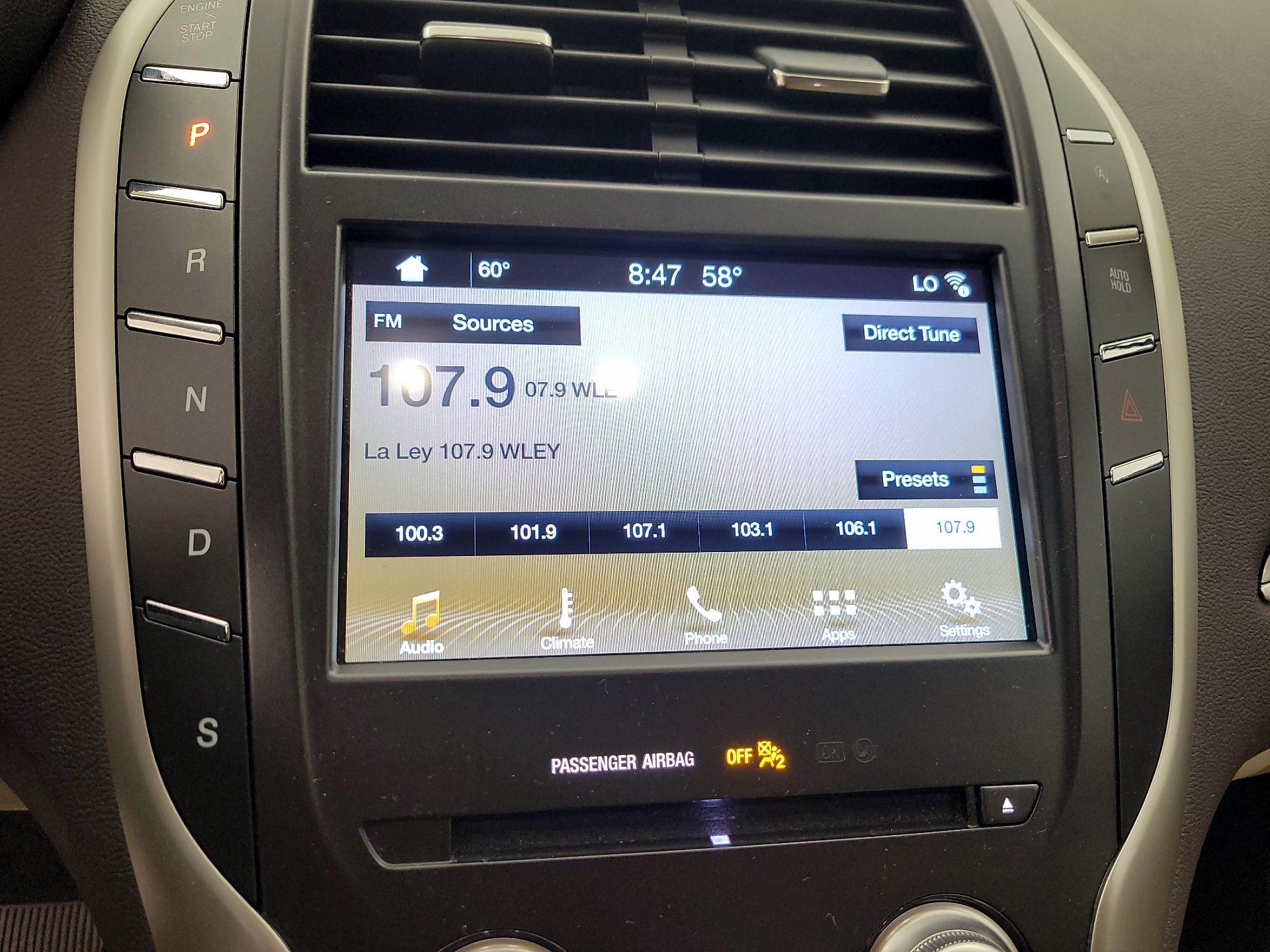 Thumbnail: 2018 Lincoln MKC - 15