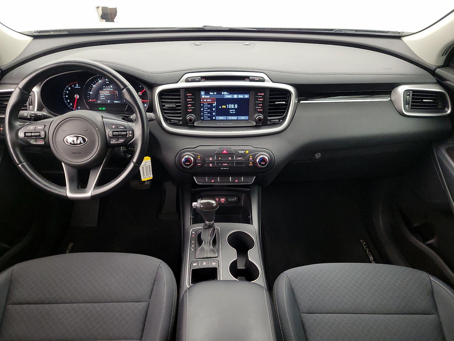 Thumbnail: 2018 Kia Sorento - 9