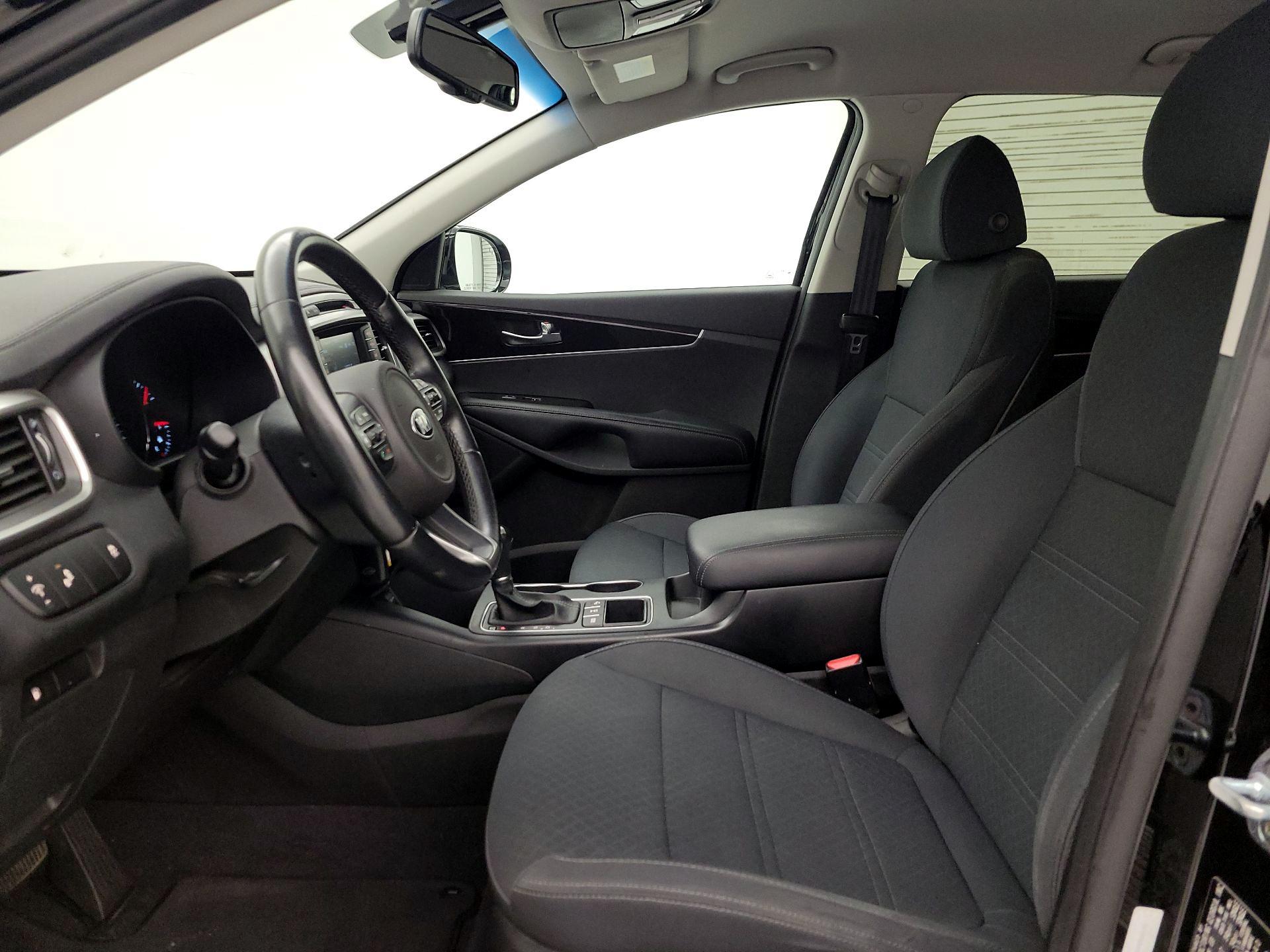Thumbnail: 2018 Kia Sorento - 11