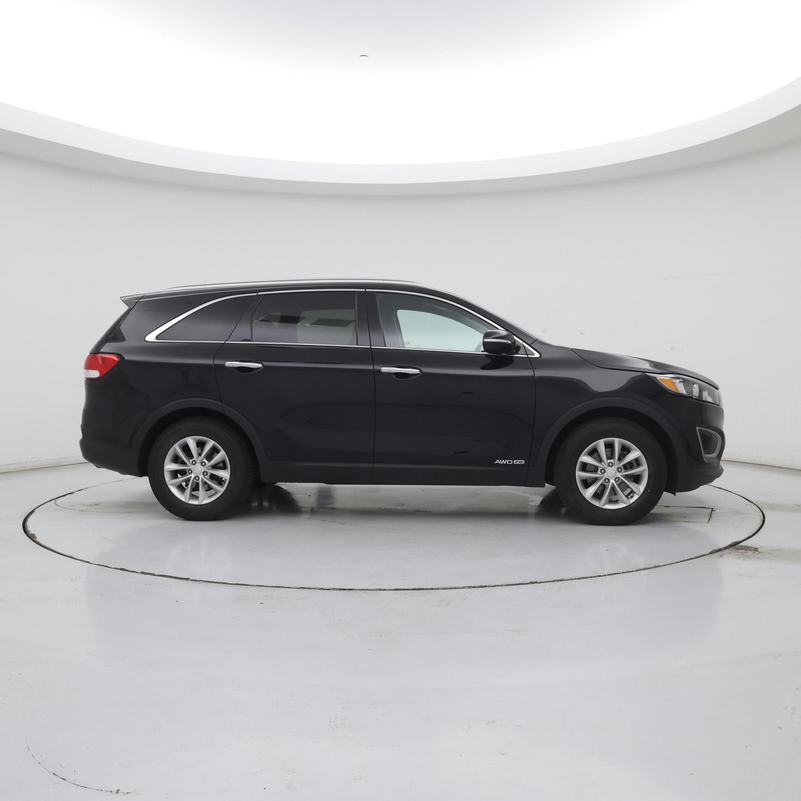 Thumbnail: 2018 Kia Sorento - 7