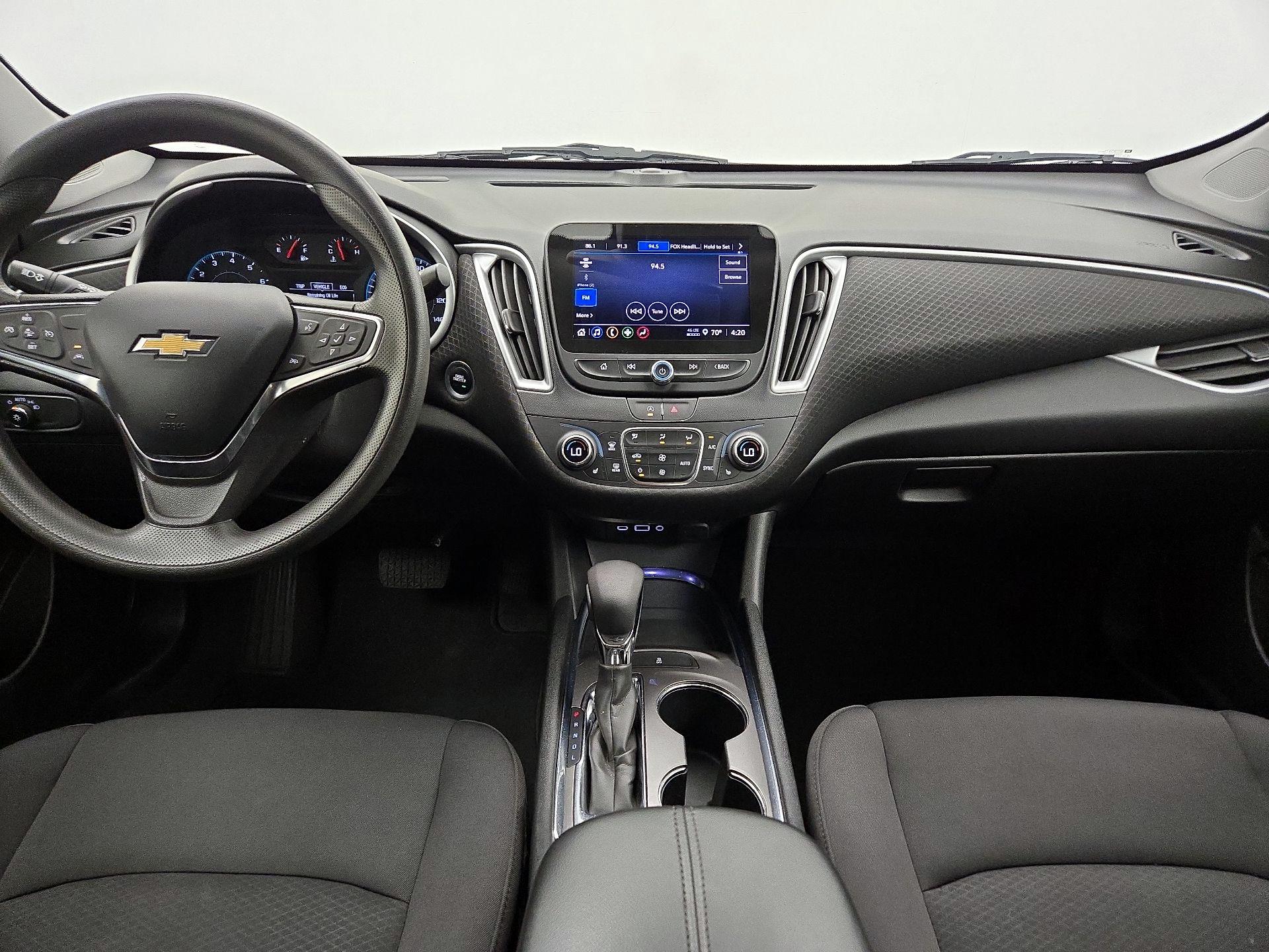 Thumbnail: 2023 Chevrolet Malibu - 9