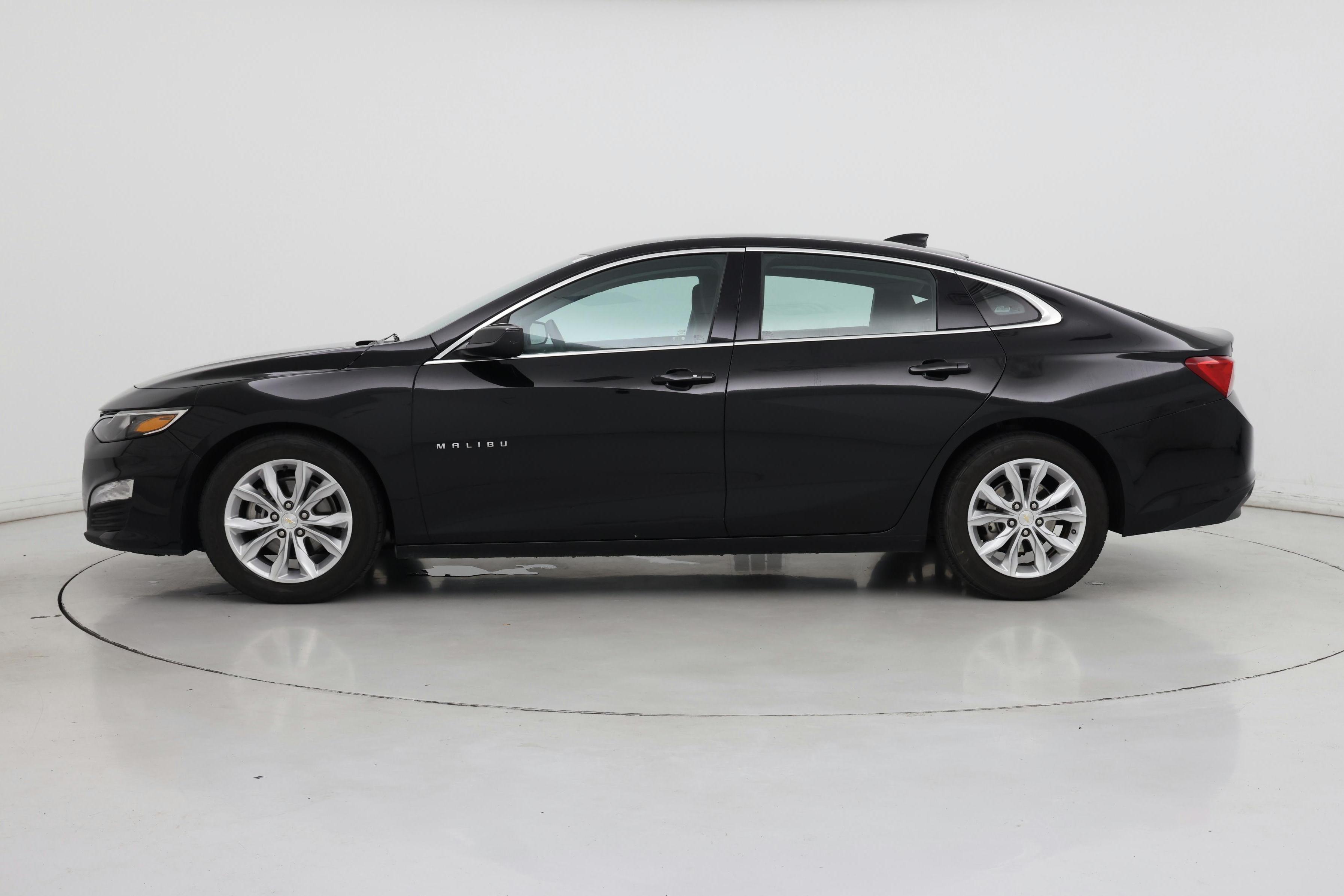 Thumbnail: 2023 Chevrolet Malibu - 3