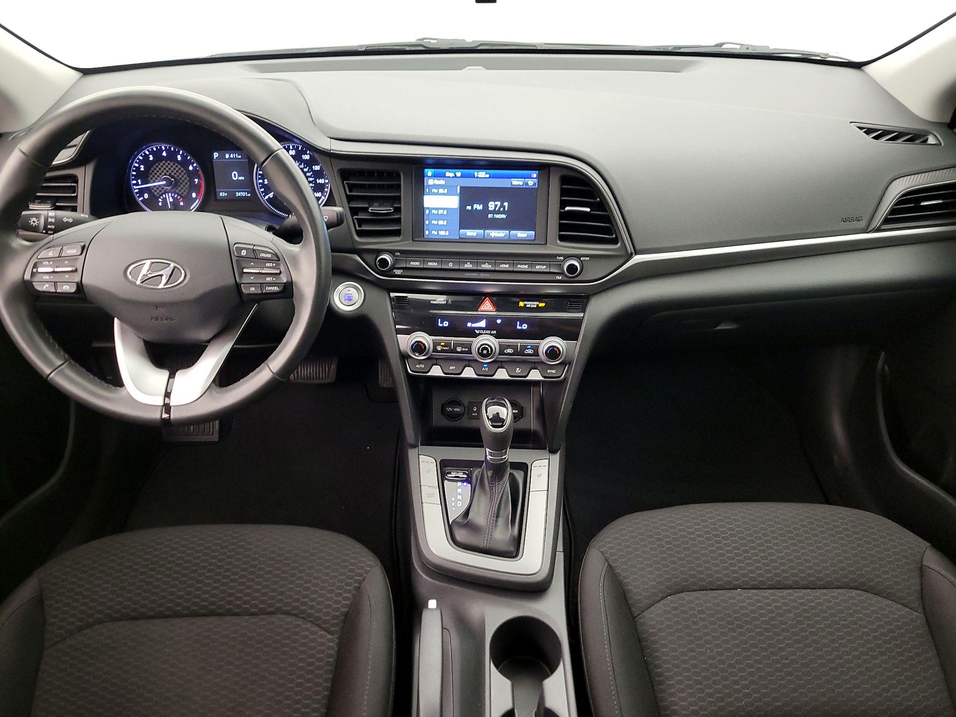 Thumbnail: 2020 Hyundai Elantra - 9