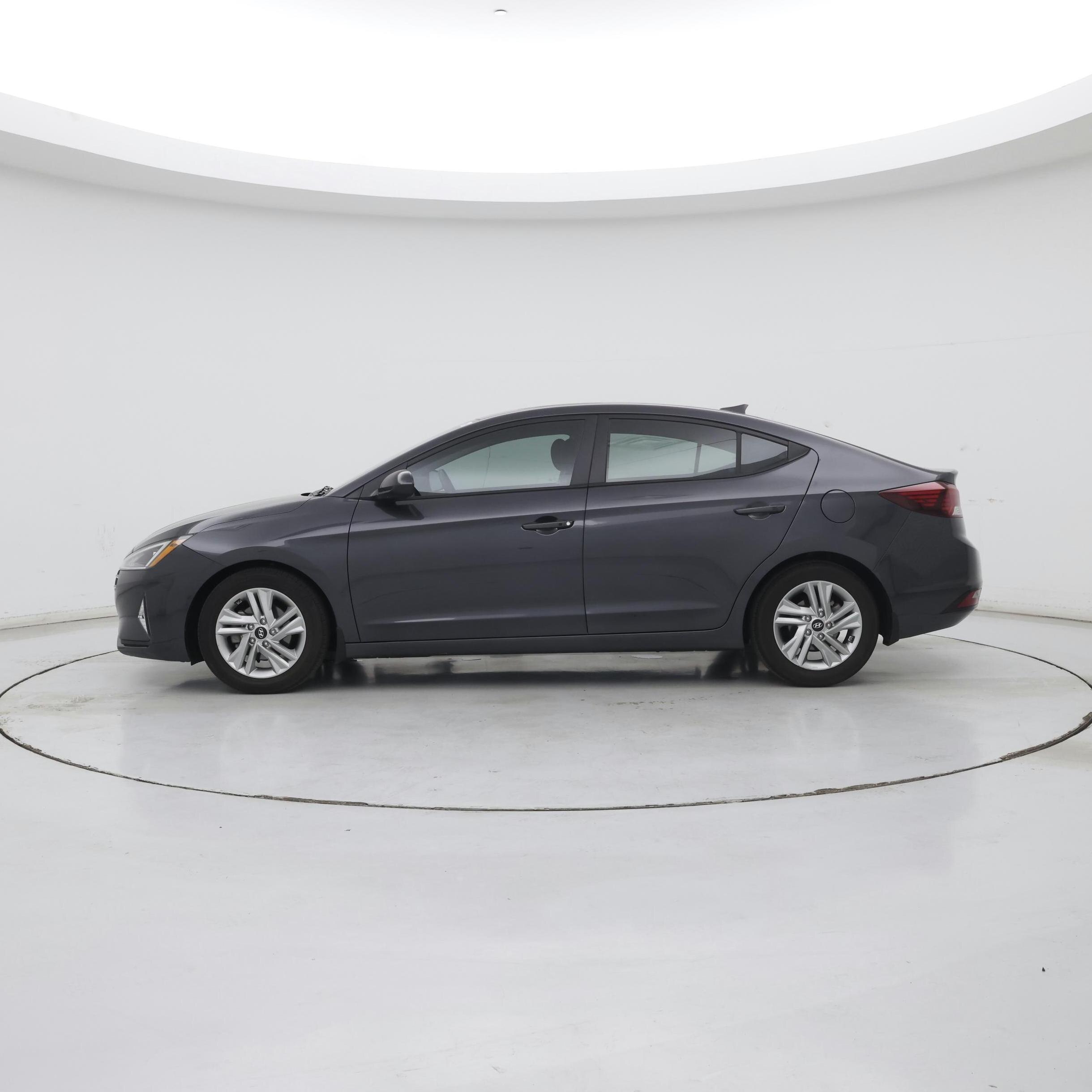 Thumbnail: 2020 Hyundai Elantra - 3