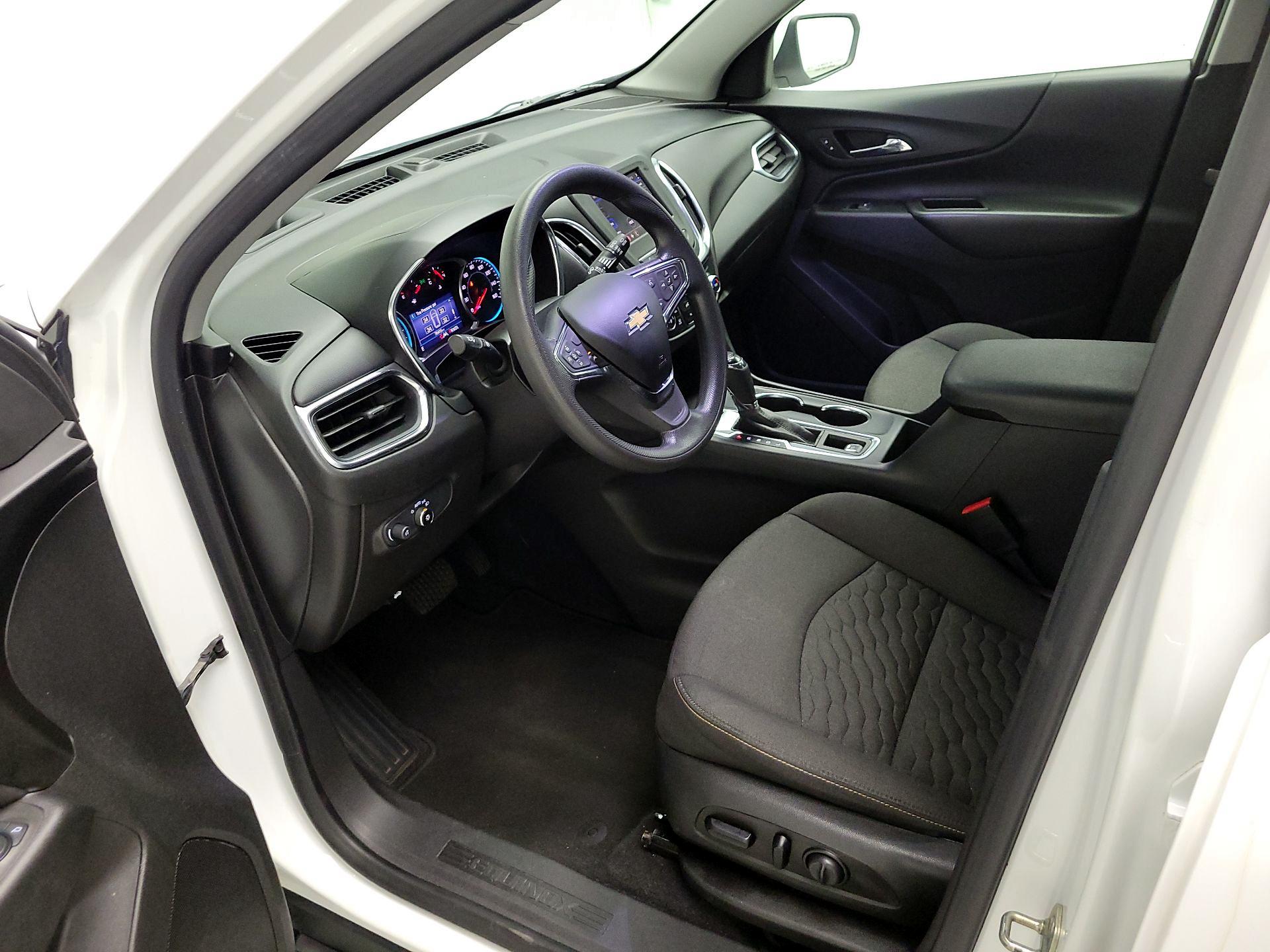 Thumbnail: 2021 Chevrolet Equinox - 11