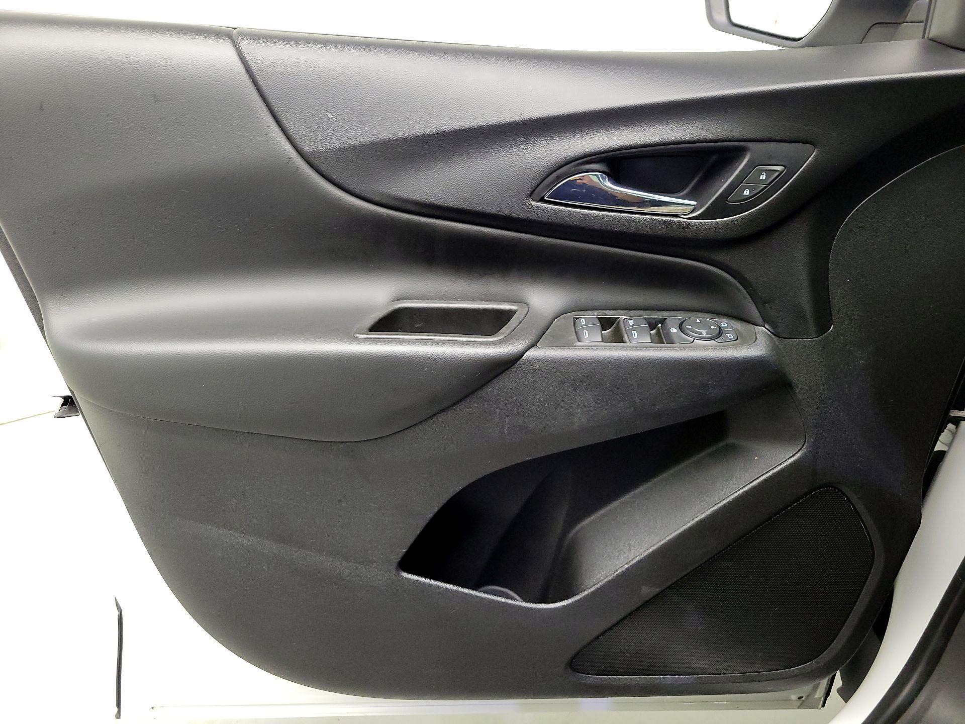 Thumbnail: 2021 Chevrolet Equinox - 12