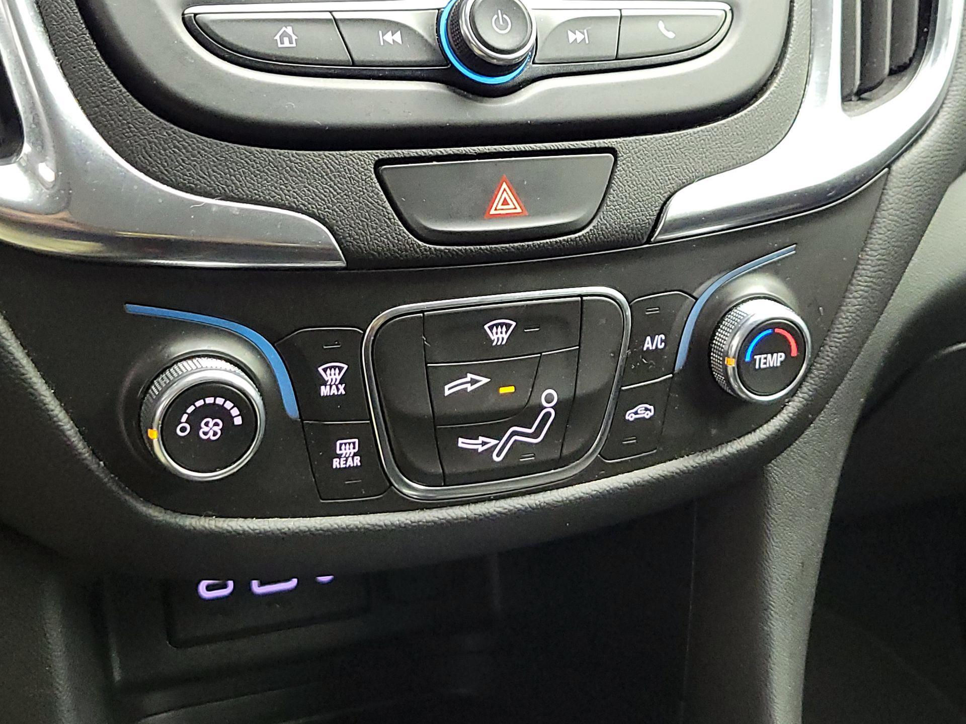 Thumbnail: 2021 Chevrolet Equinox - 16