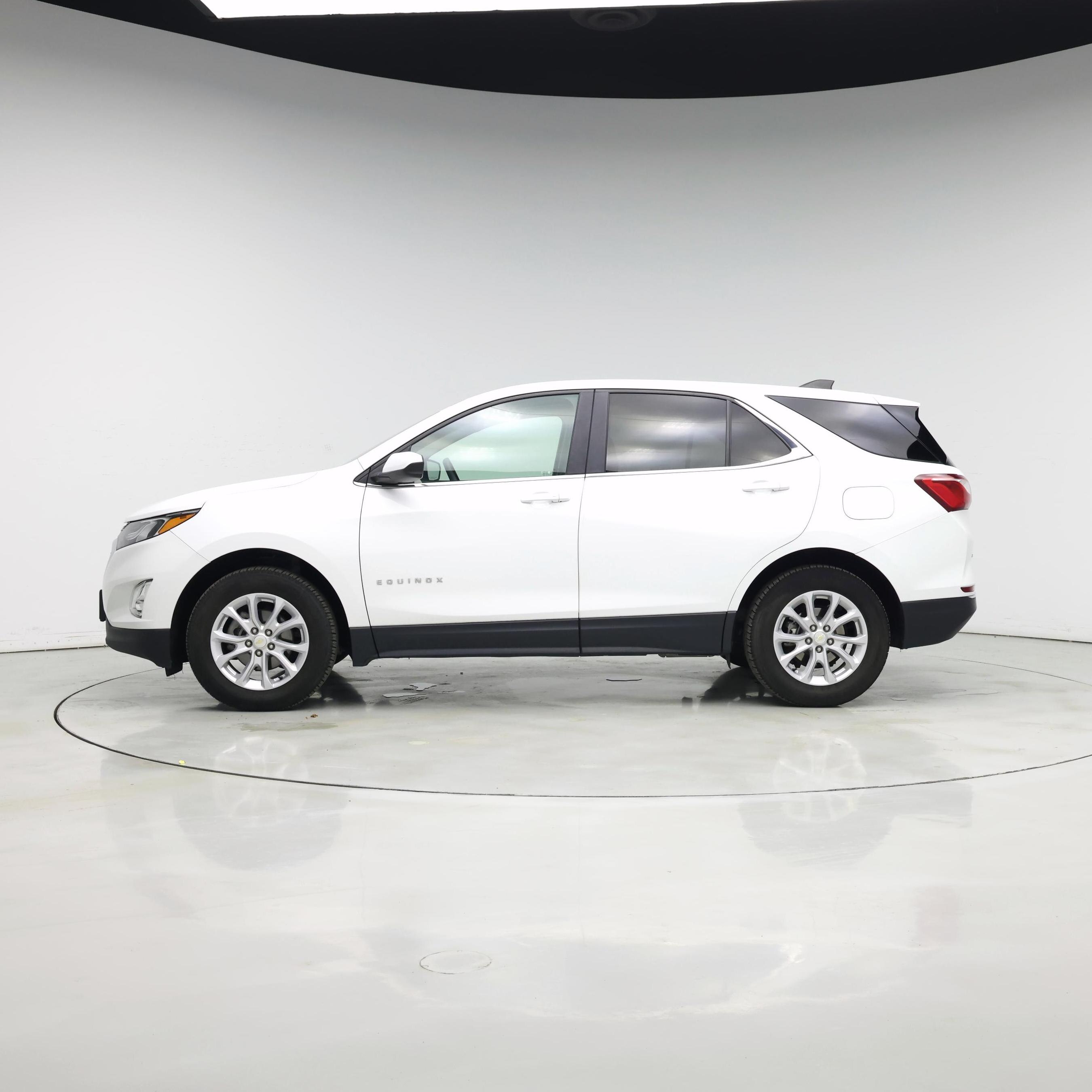 Thumbnail: 2021 Chevrolet Equinox - 3