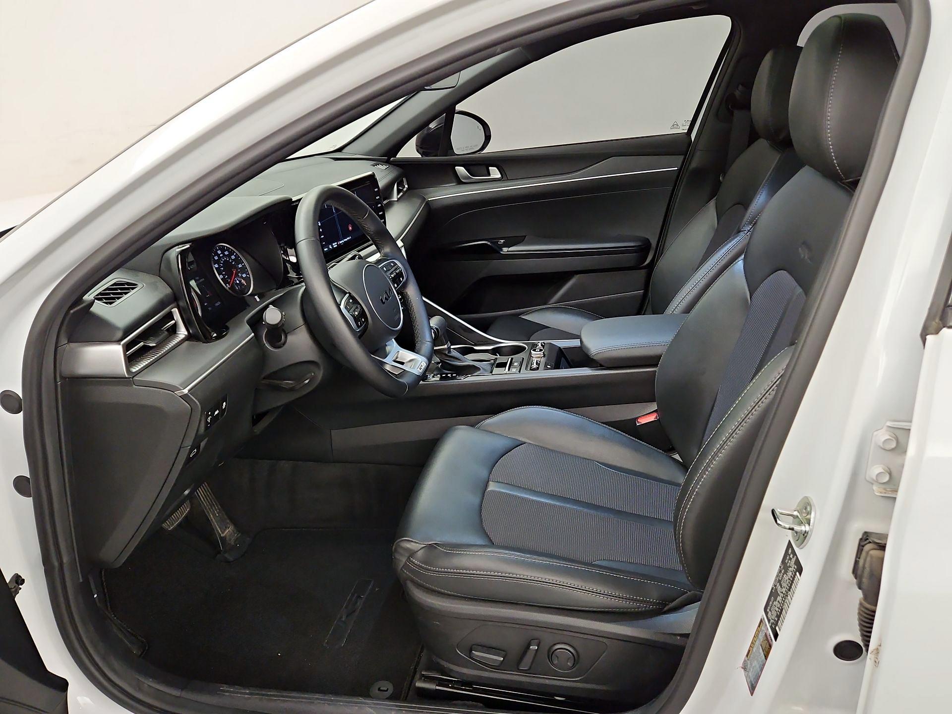 Thumbnail: 2024 Kia K5 - 11