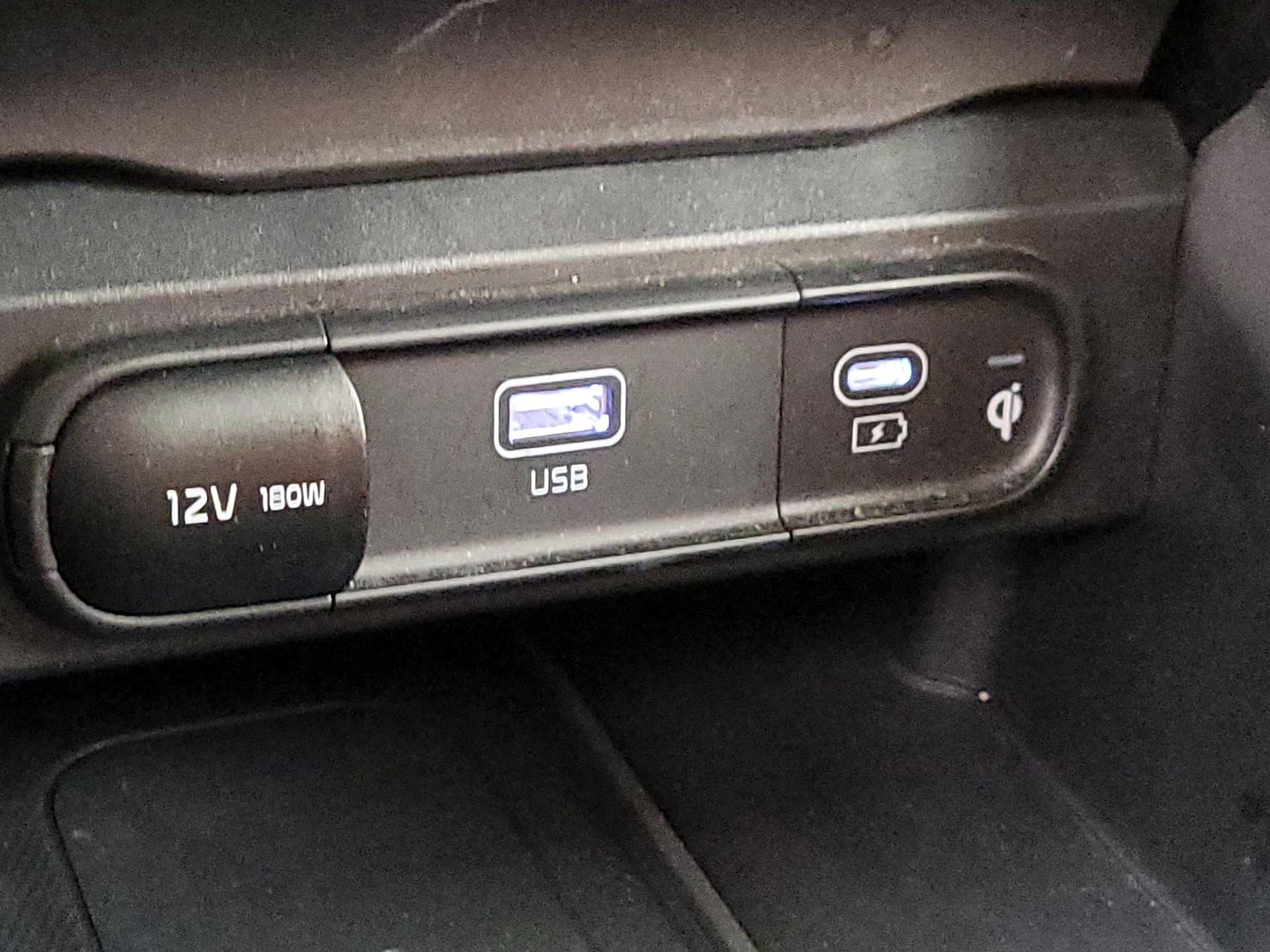 Thumbnail: 2024 Kia Telluride - 19