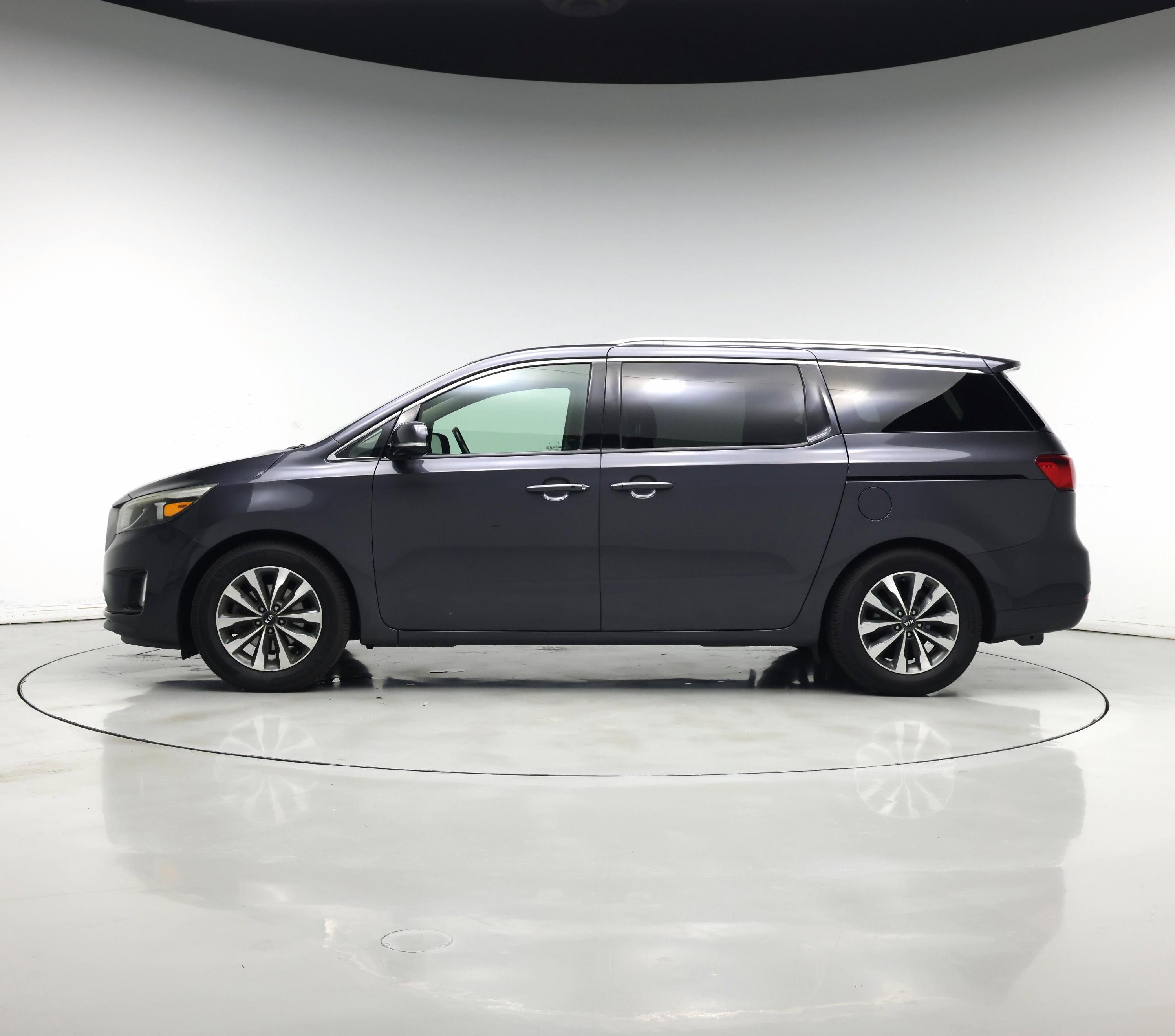 Thumbnail: 2015 Kia Sedona - 3