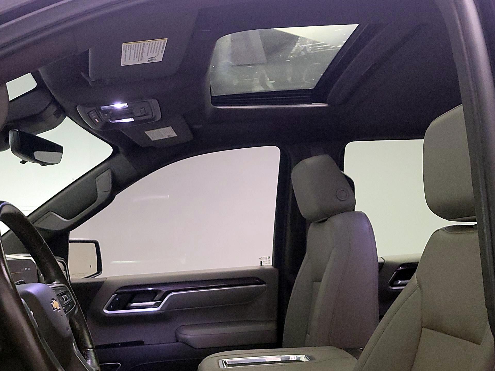 Thumbnail: 2022 Chevrolet Silverado 1500 - 19