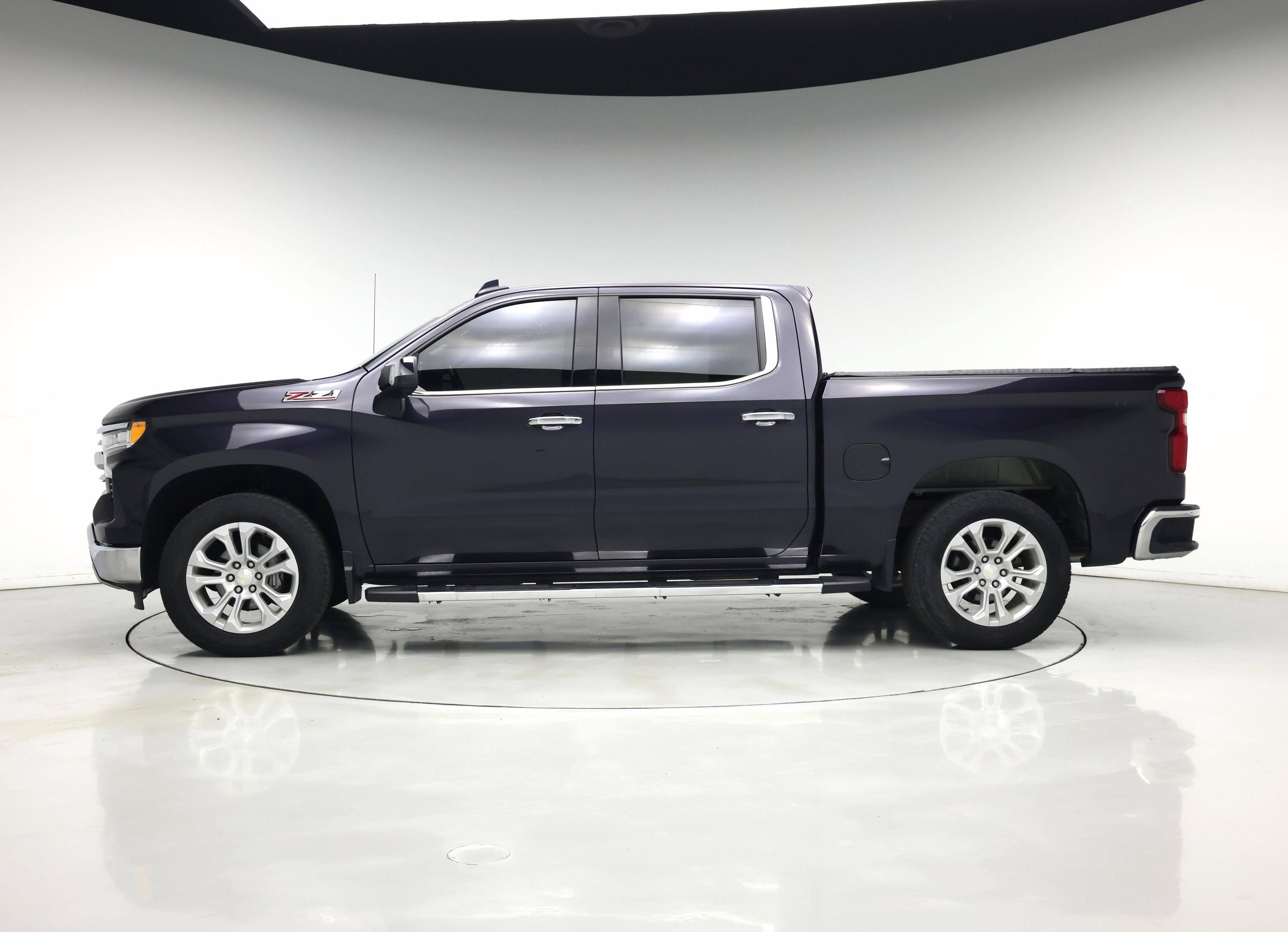 Thumbnail: 2022 Chevrolet Silverado 1500 - 3