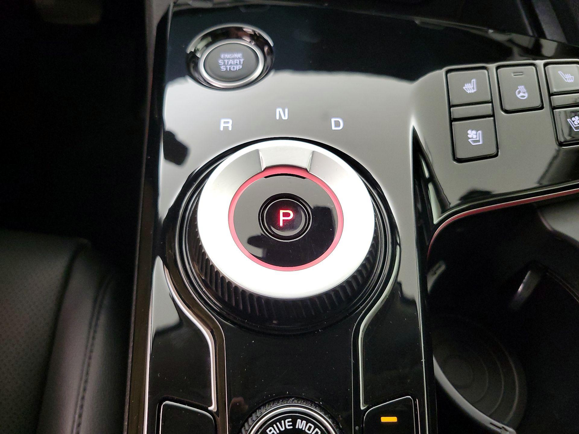 Thumbnail: 2023 Kia Sportage - 18