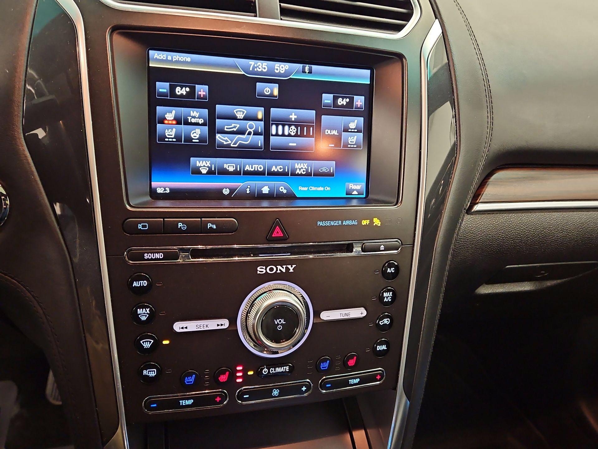 Thumbnail: 2016 Ford Explorer - 16