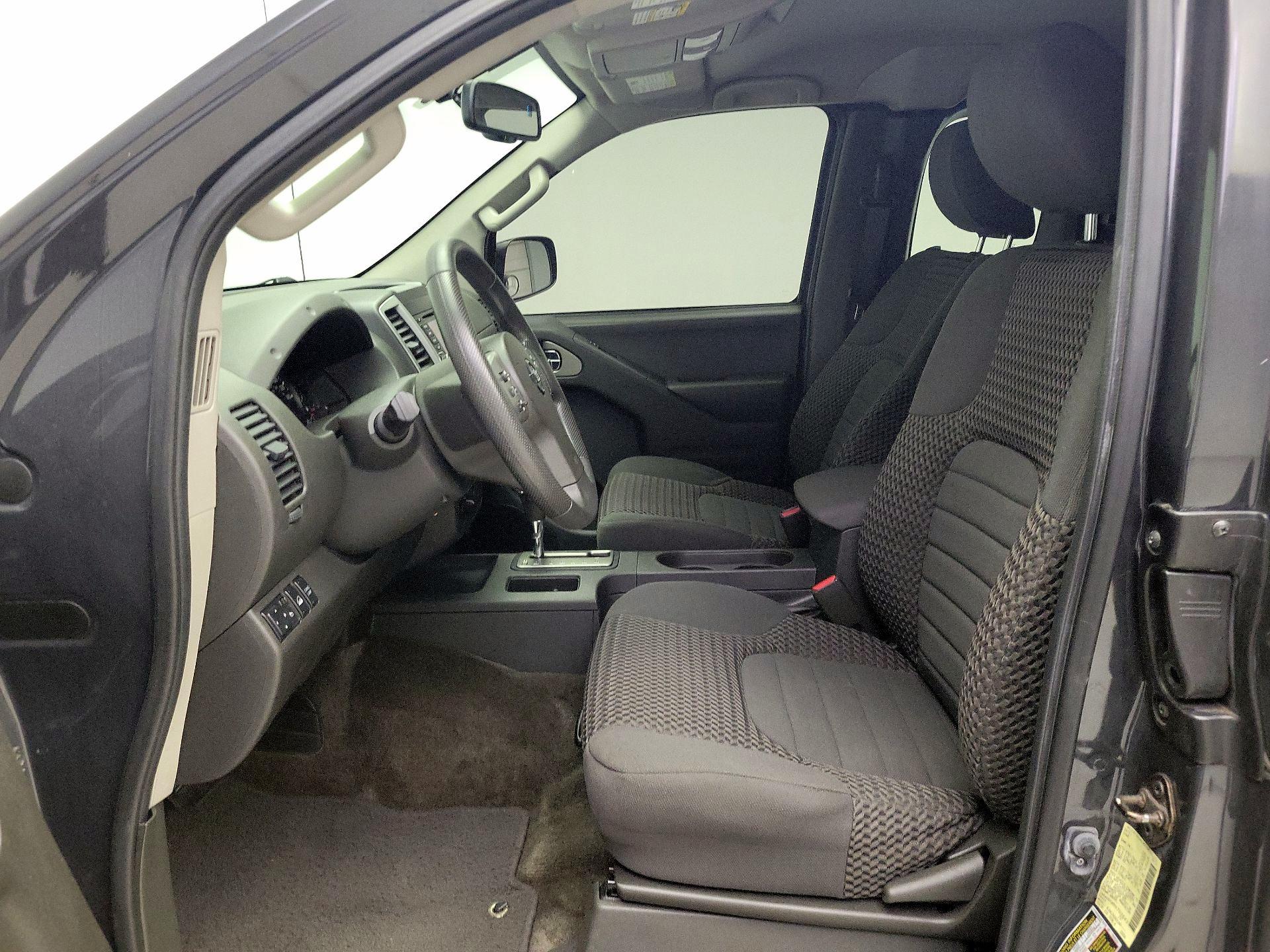 Thumbnail: 2015 Nissan Frontier - 11