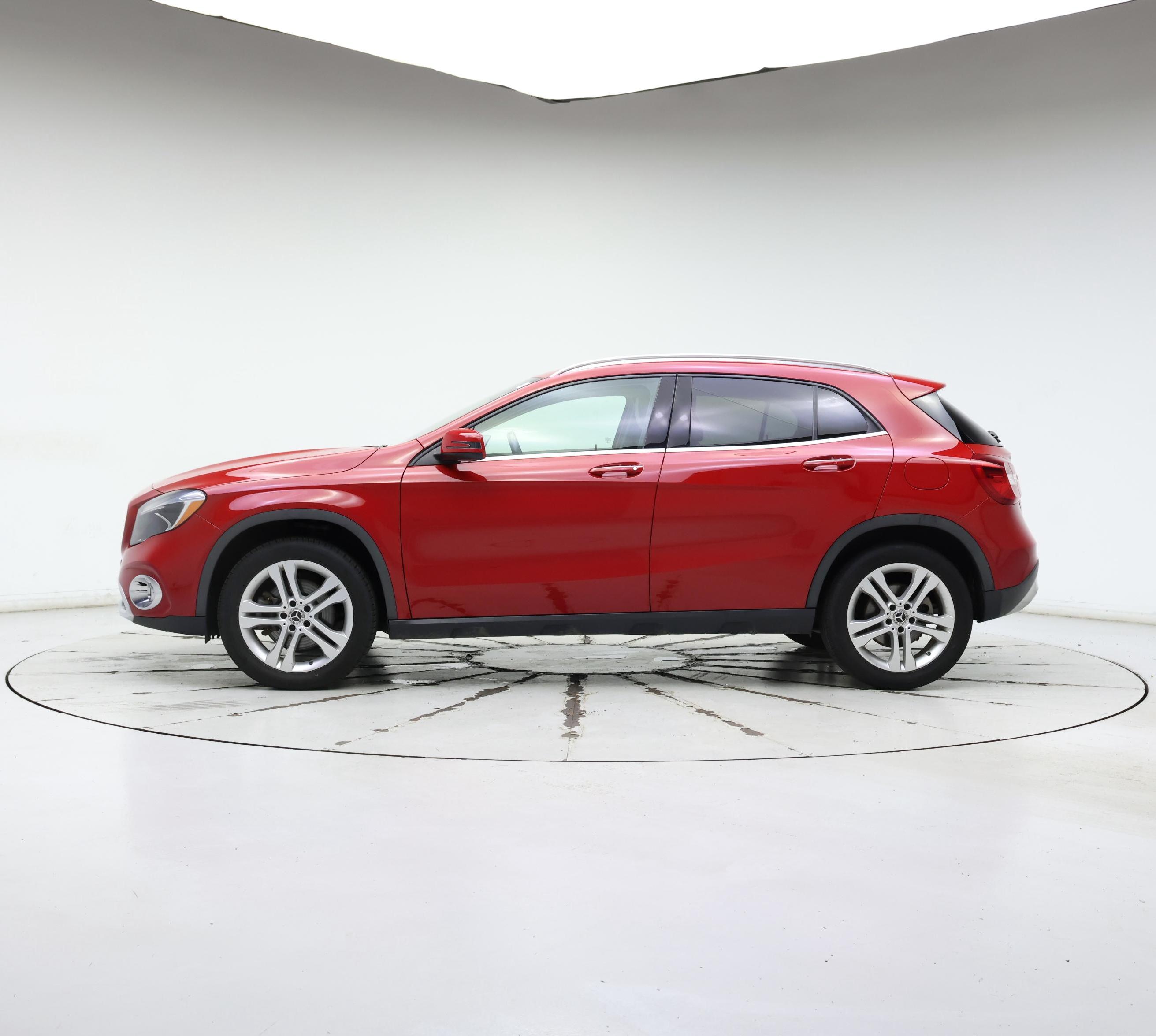 Thumbnail: 2018 Mercedes-Benz GLA - 3