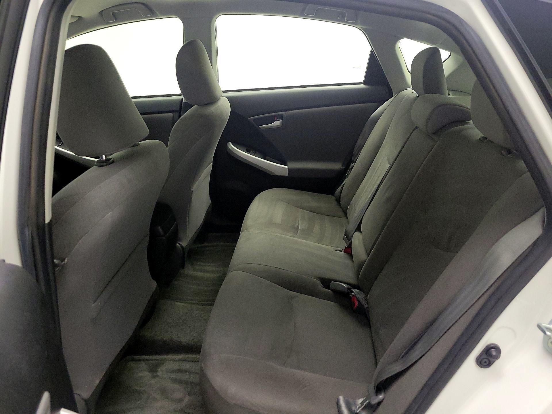 Thumbnail: 2015 Toyota Prius - 19